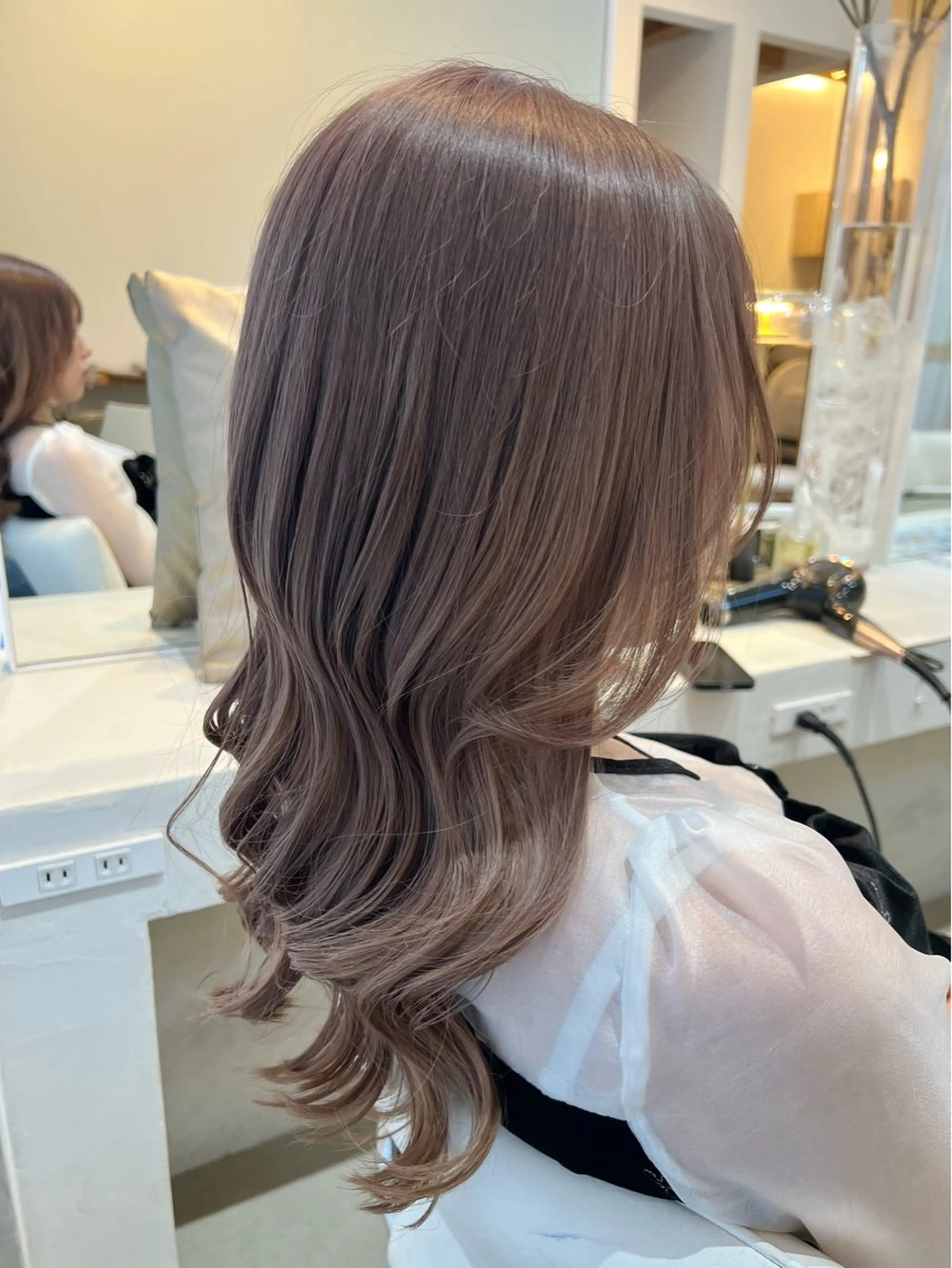 ロング ヘアカラー トリートメント un ジュリアのヘアスタイル