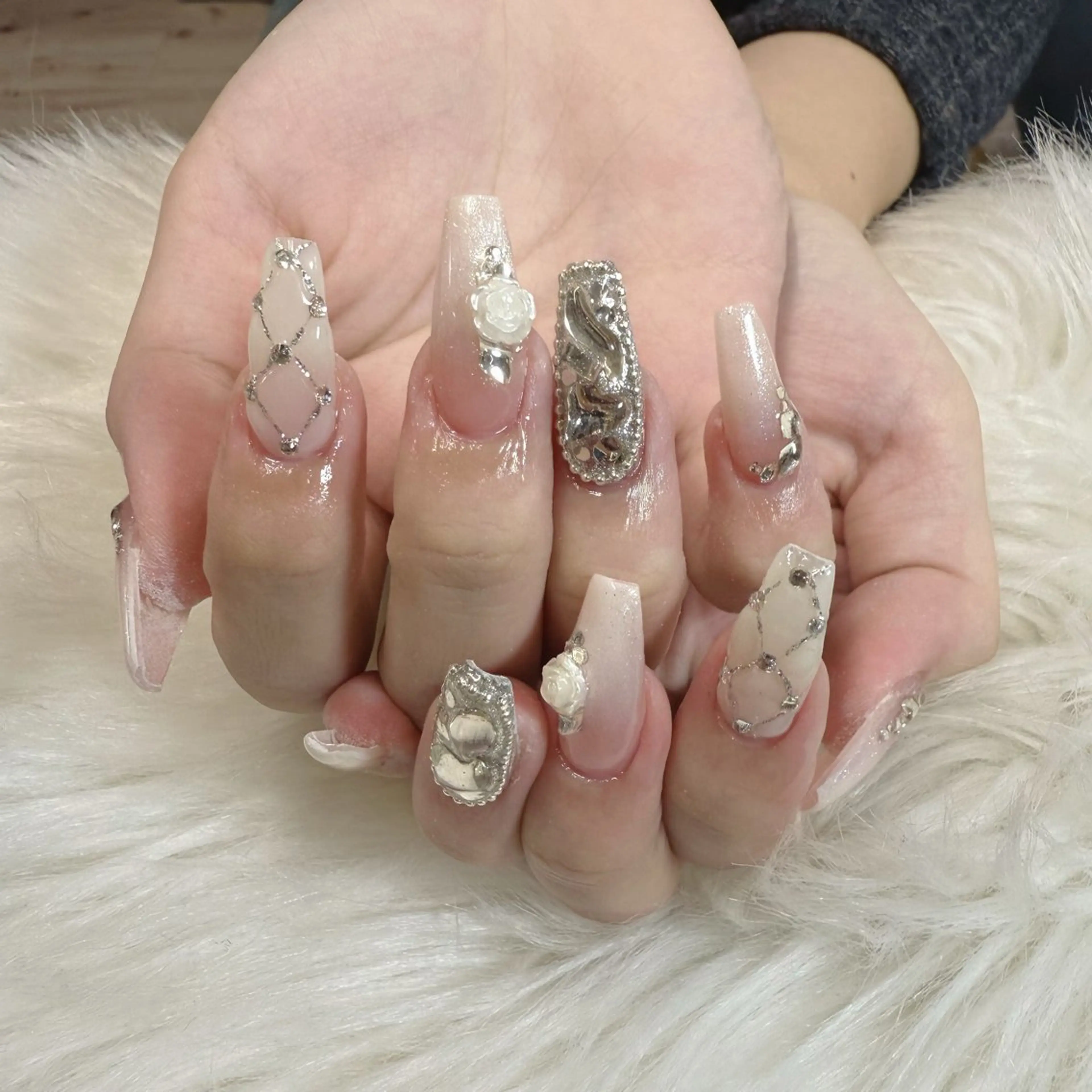 ネイル ハンドネイル 🎀nana🫧 ワンホンネイル🎀のネイルデザイン