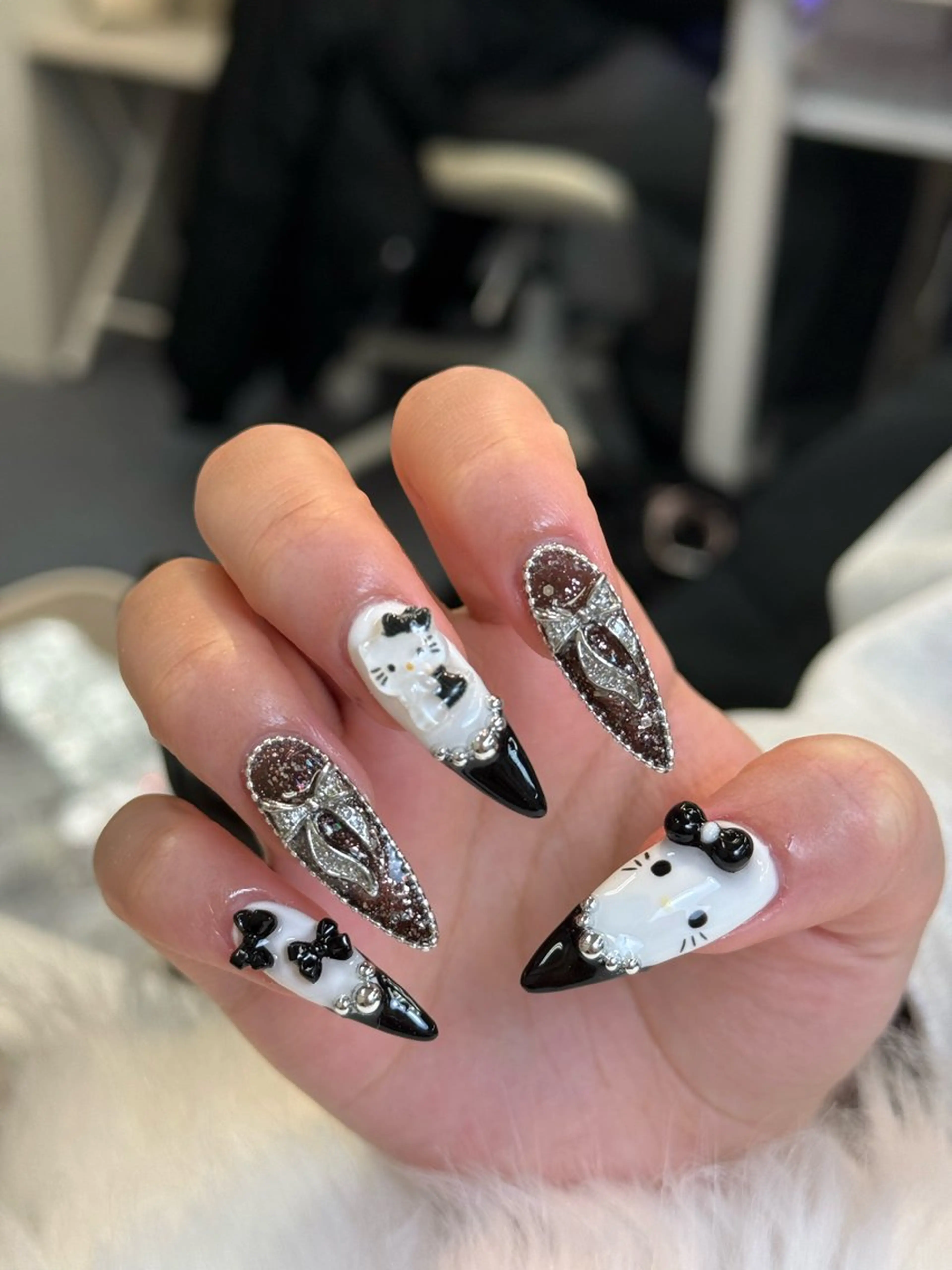 ネイル 韓国ネイル ニュアンスネイル シンプルネイル 春ネイル ワンホンネイル Nihonthy Nail 新宿のネイルデザイン