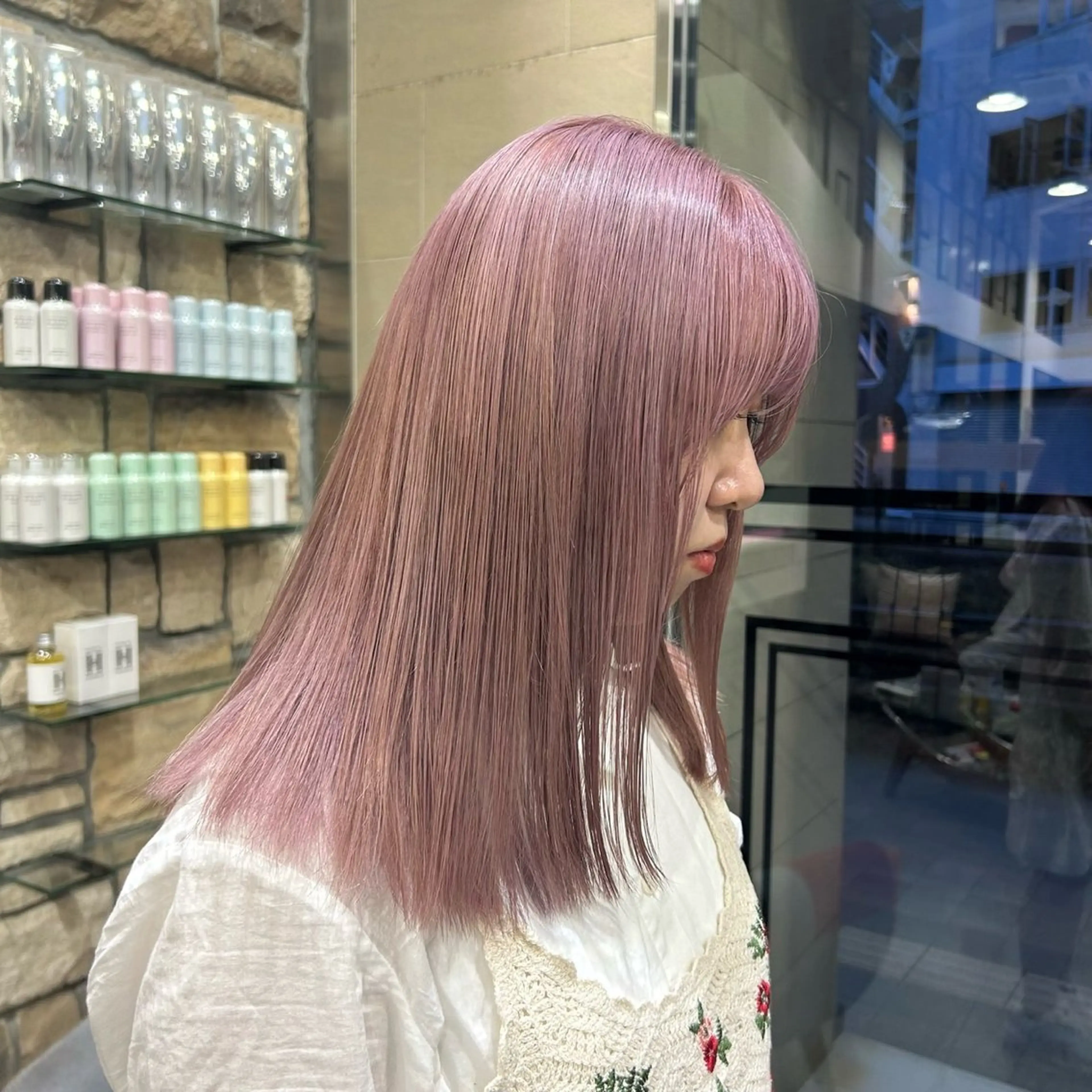 ダブルカラーで作る透明感ヘア🎀🩷の写真