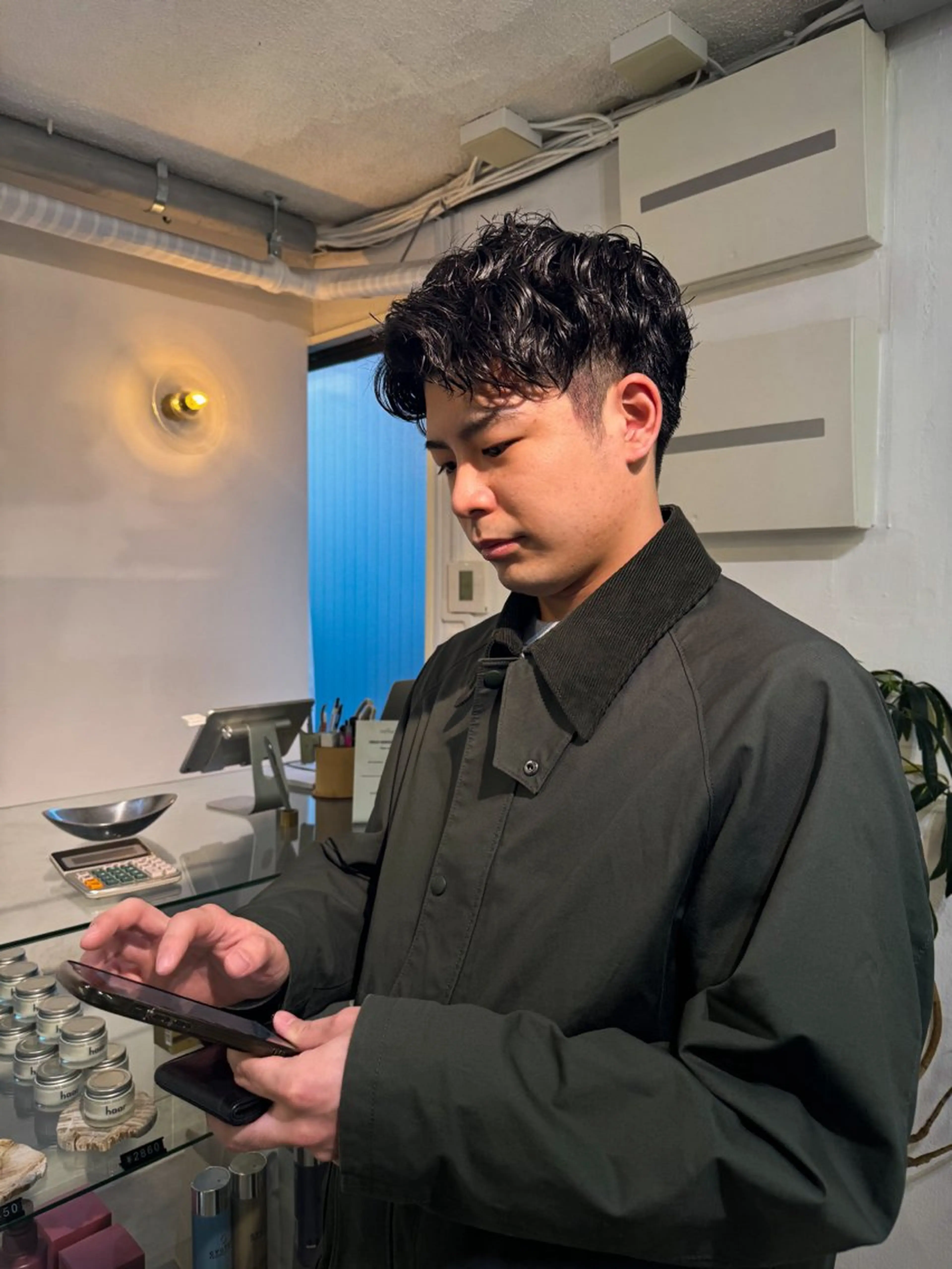 ショート パーマ メンズ メンズパーマ ショートヘア Seeknext // Rukaのヘアスタイル