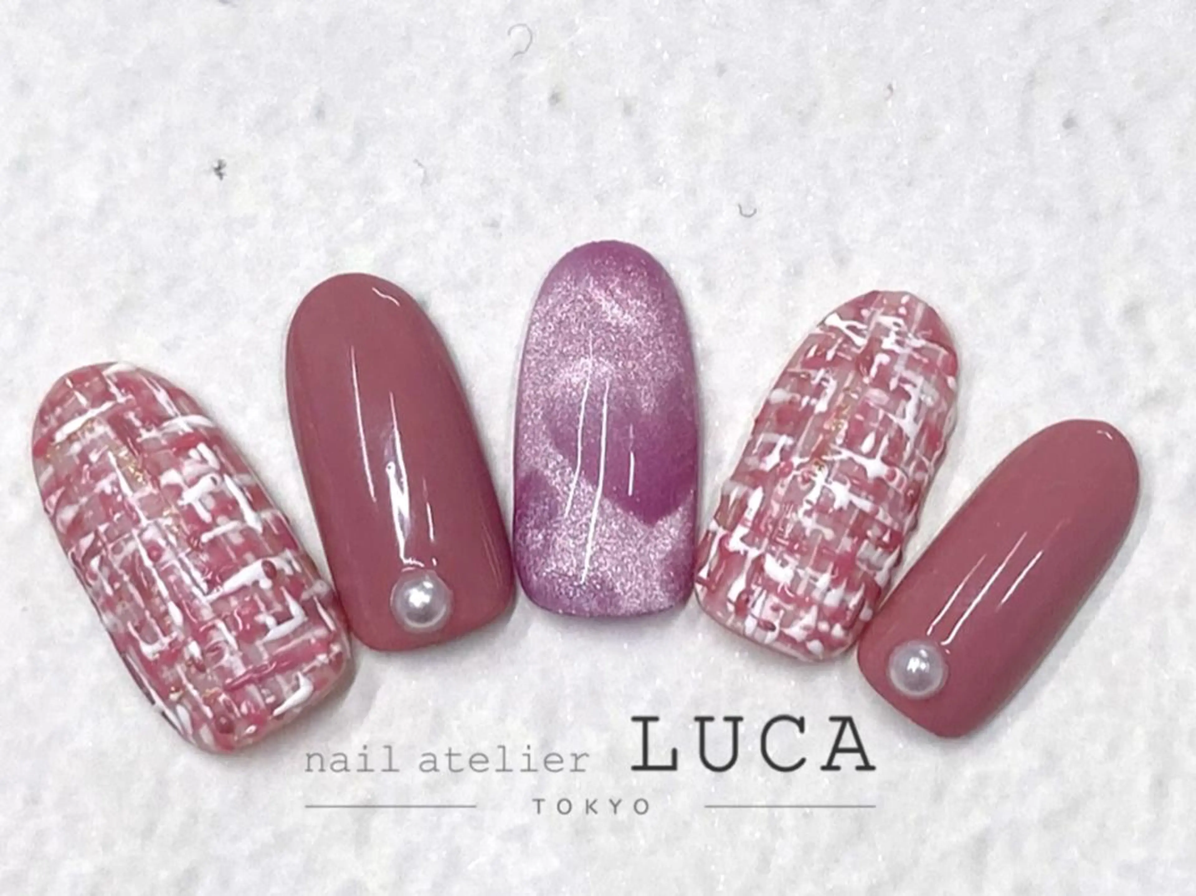 ネイル アートネイル オーロラネイル クリアネイル 長さ出し フットネイル ハンドネイル ネイルアトリエルカ スタッフのネイルデザイン