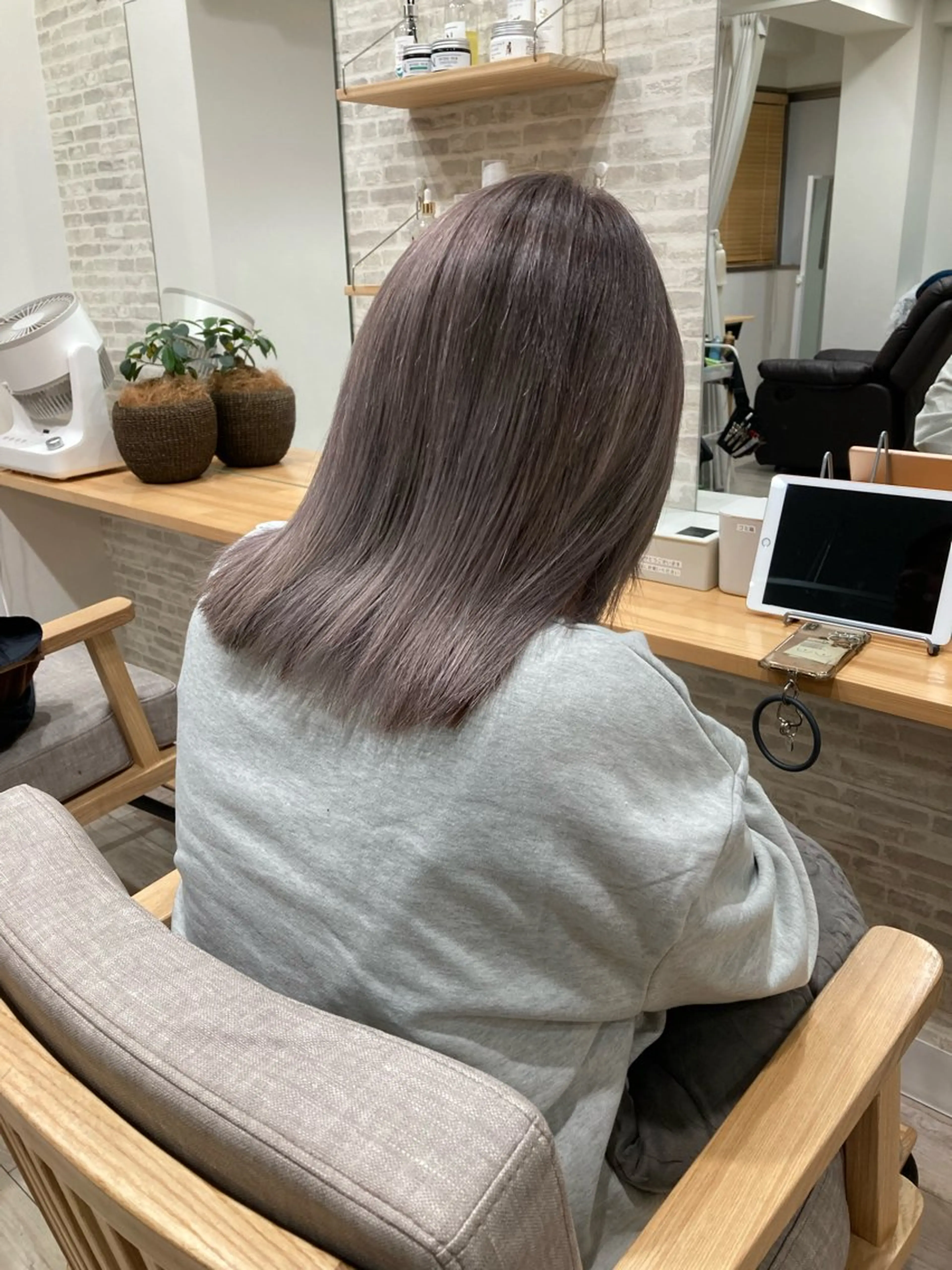 カラー ラベンダーカラー ヘアカラー 宇田川 直輝のヘアスタイル