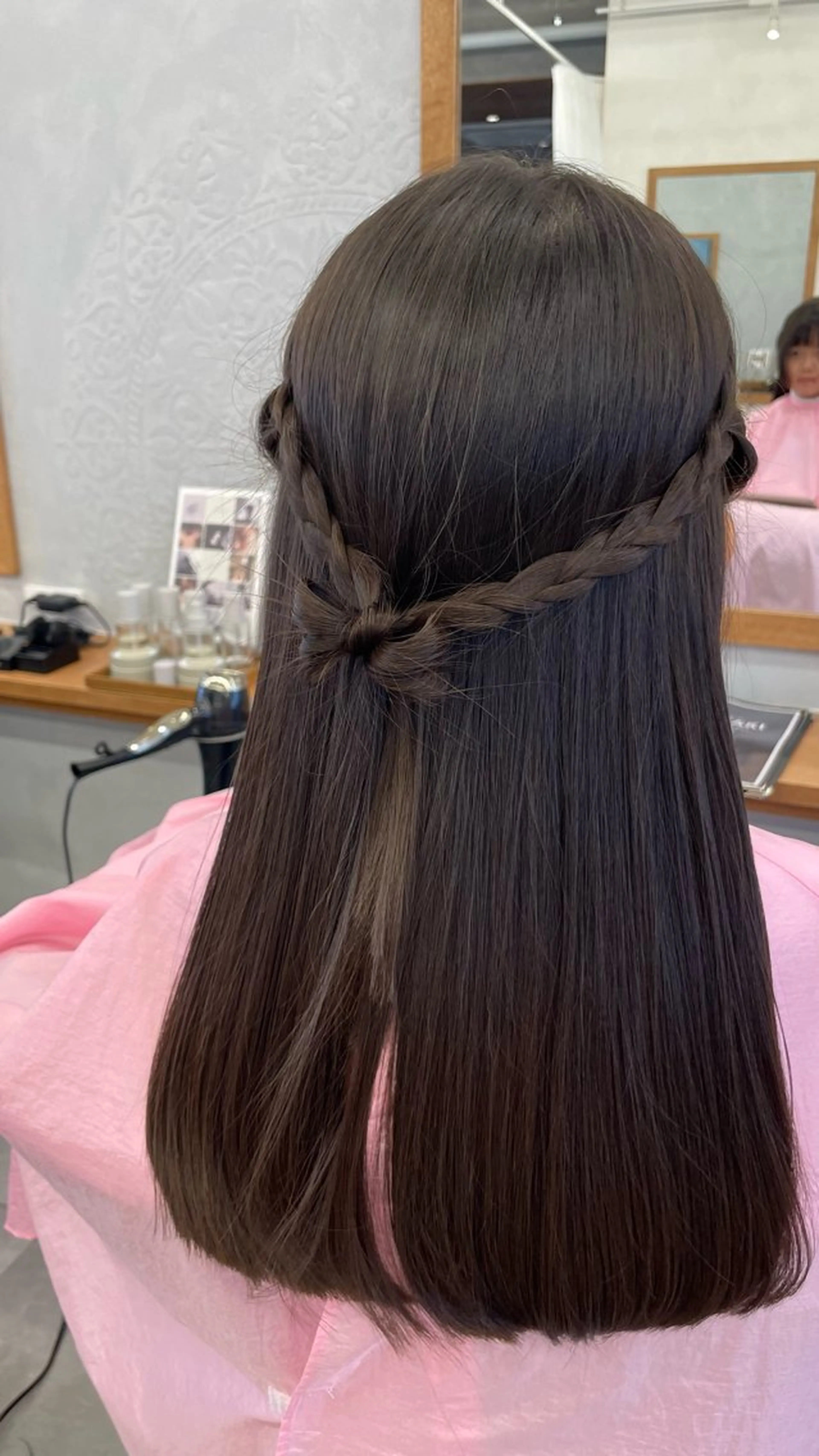 セミロング 学生 澤田 真凛のヘアスタイル