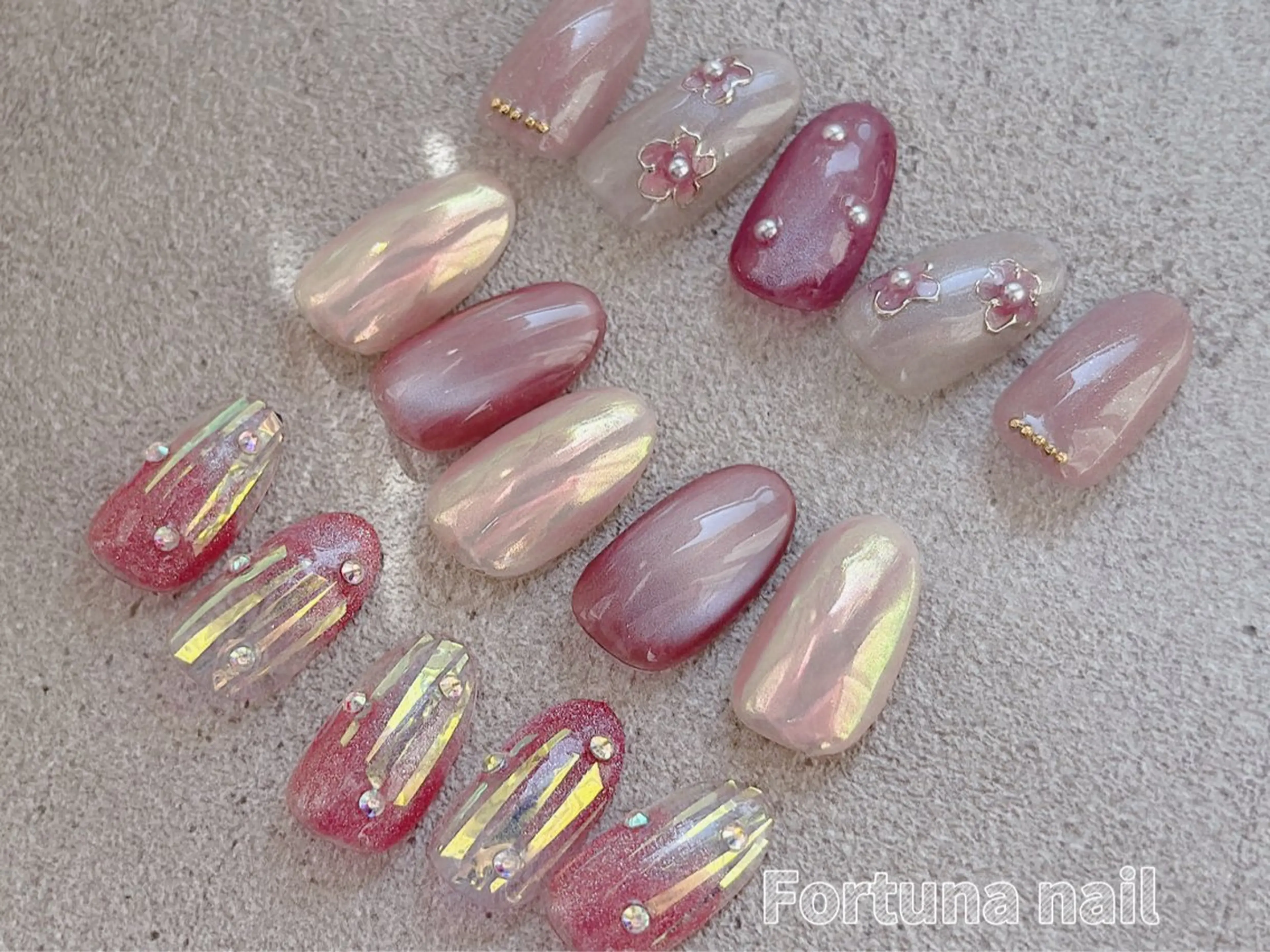 ネイル ハンドネイル ハンドケア Nail •Head スパFortunaのネイルデザイン