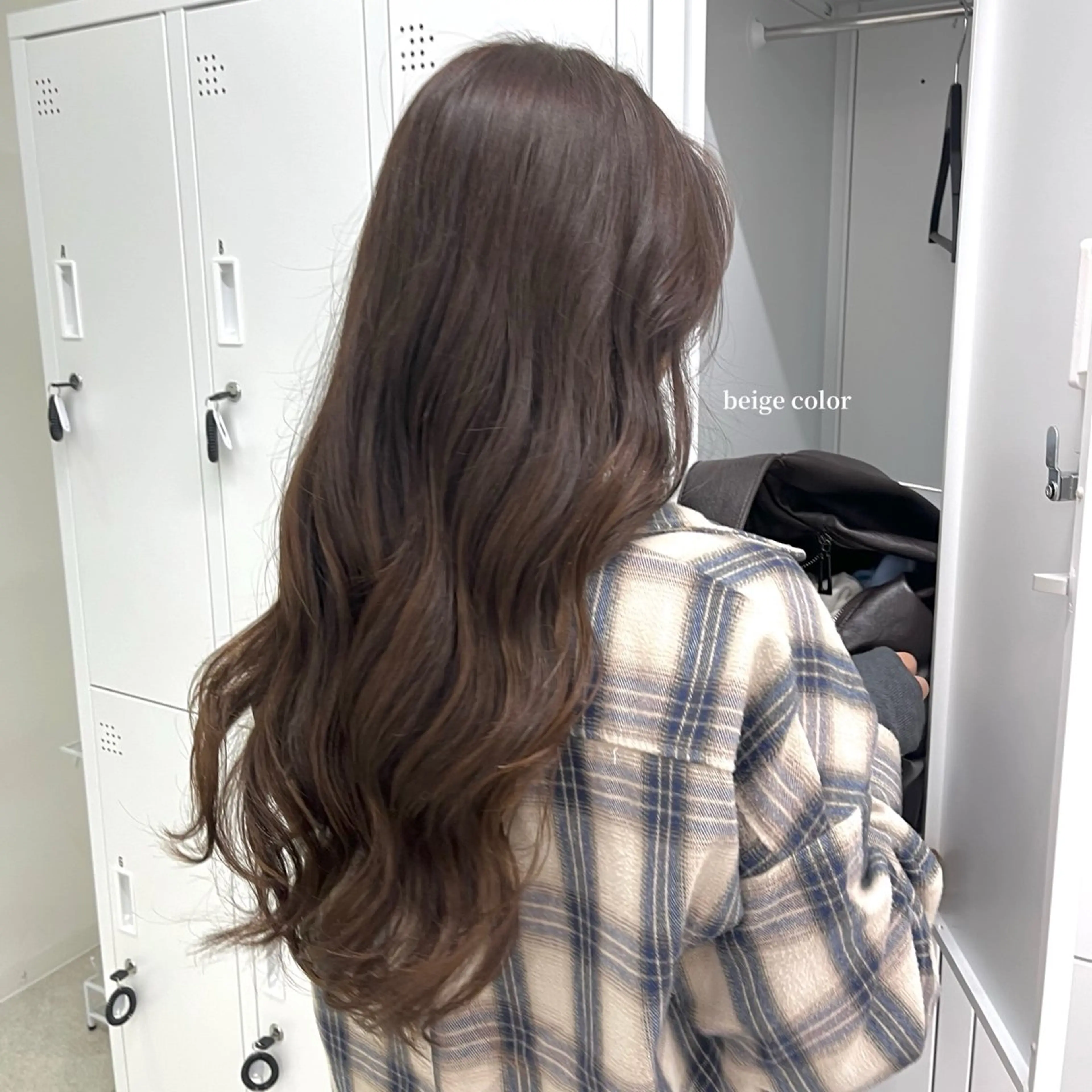 カラー 柔らかオリーブ🌿 HIMARI🌻のヘアスタイル