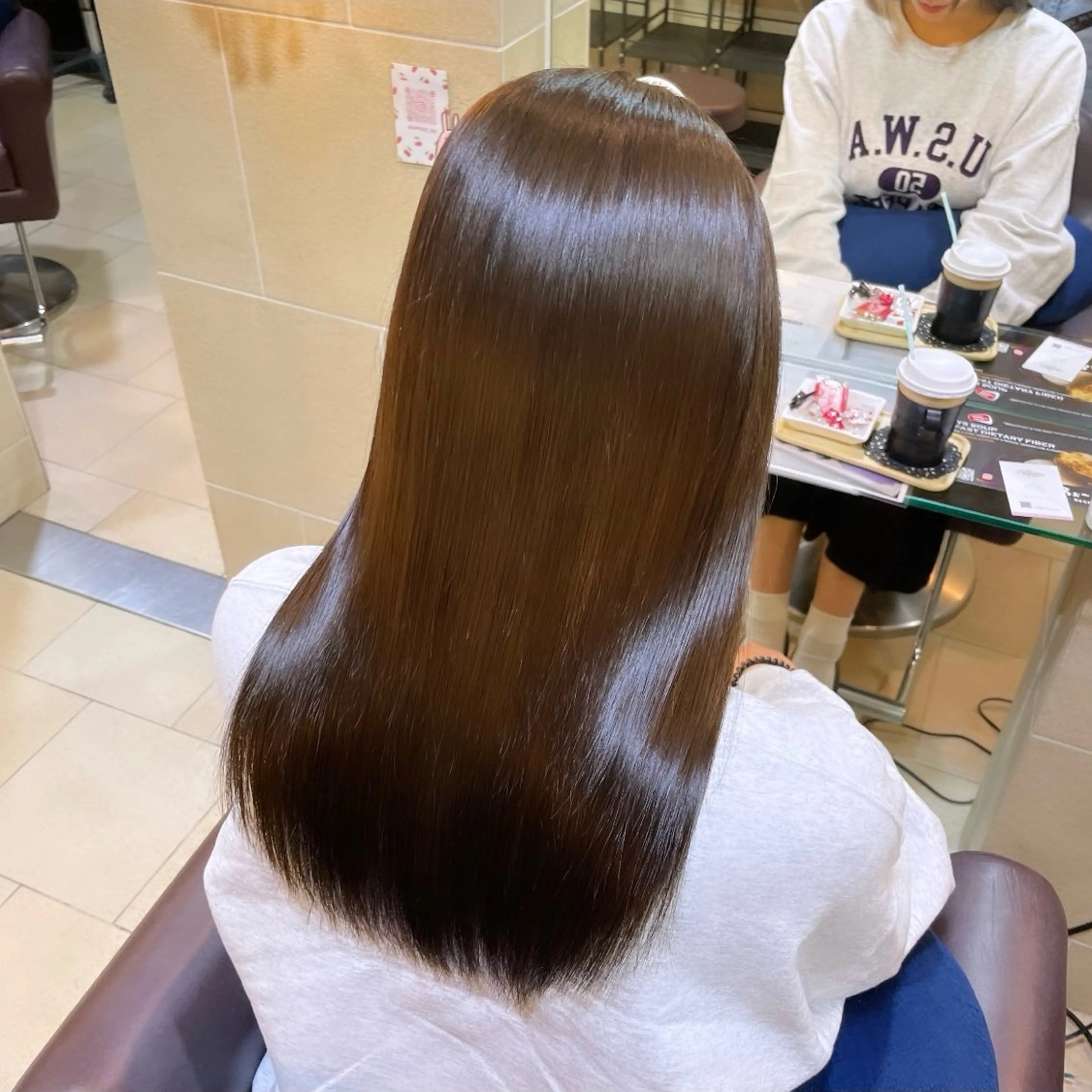 カラー 永井 若菜のヘアスタイル
