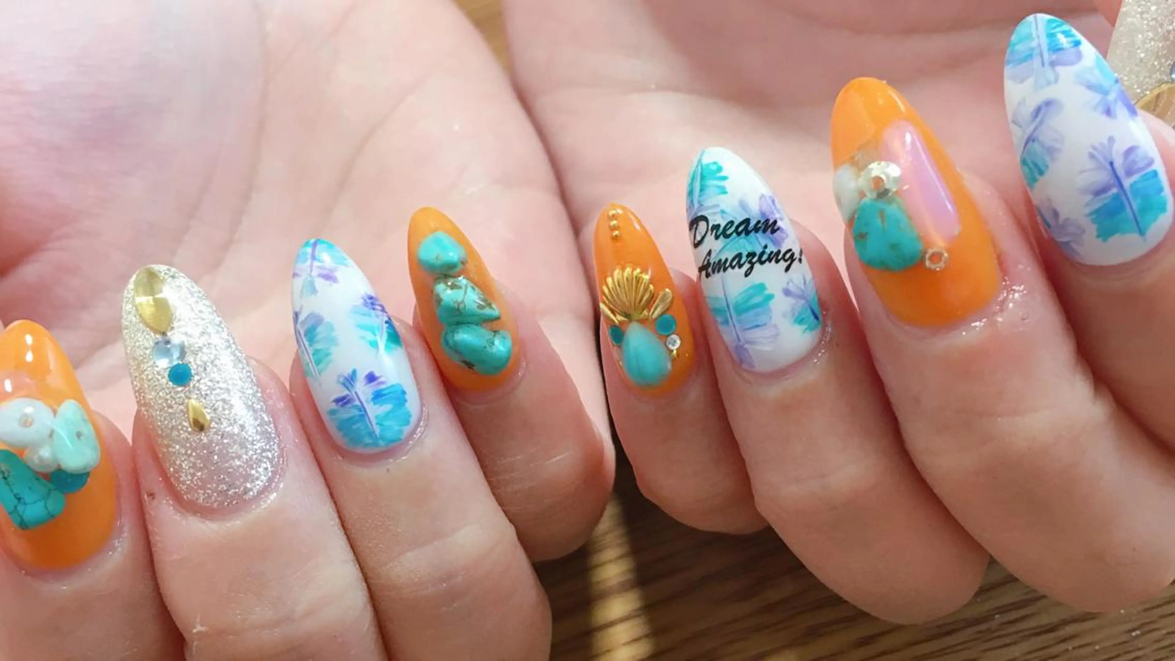 ネイル Lino nailのネイルデザイン