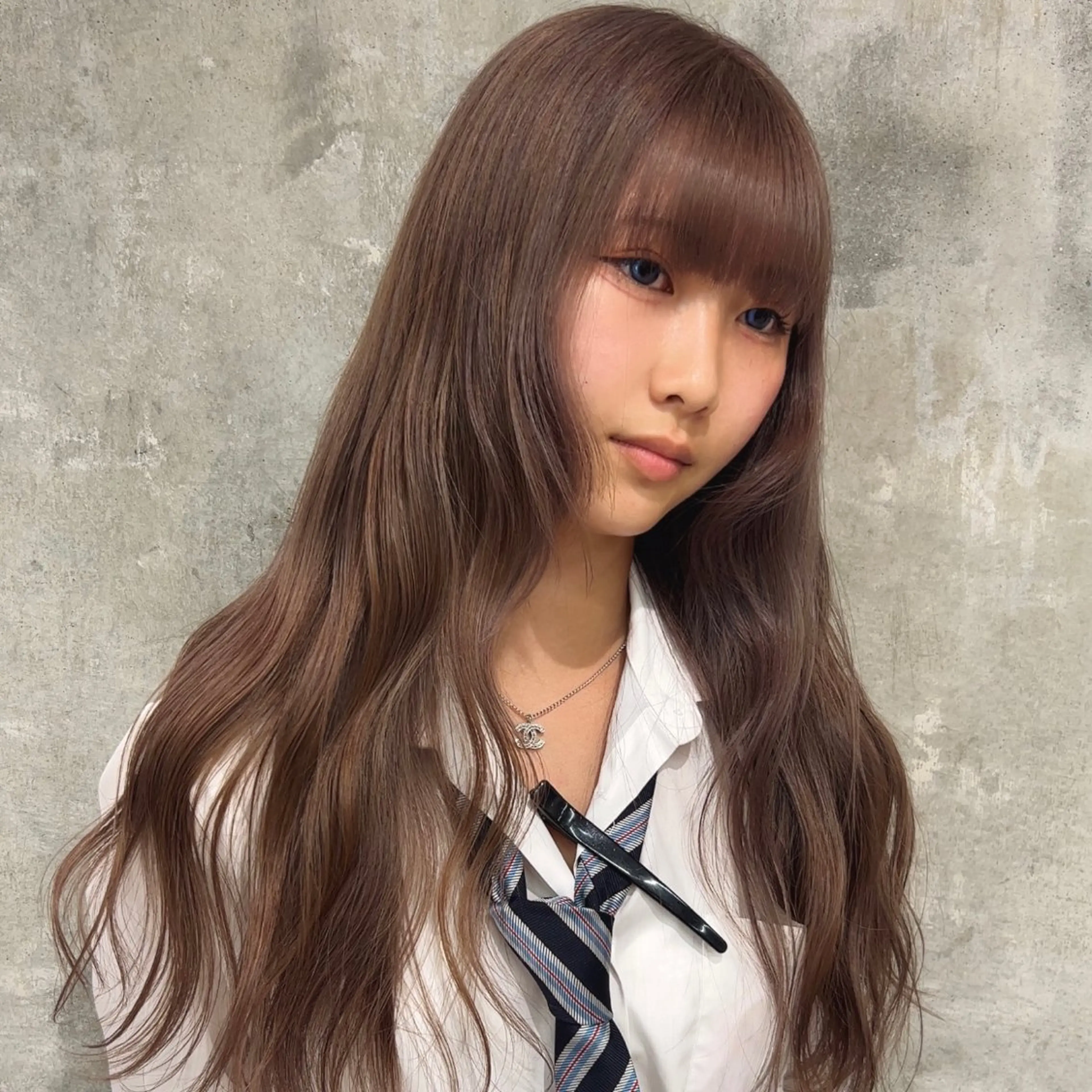 ロング カラー ブリーチ ヘアカラー デザインカラー 🥨HAZUKiのヘアスタイル