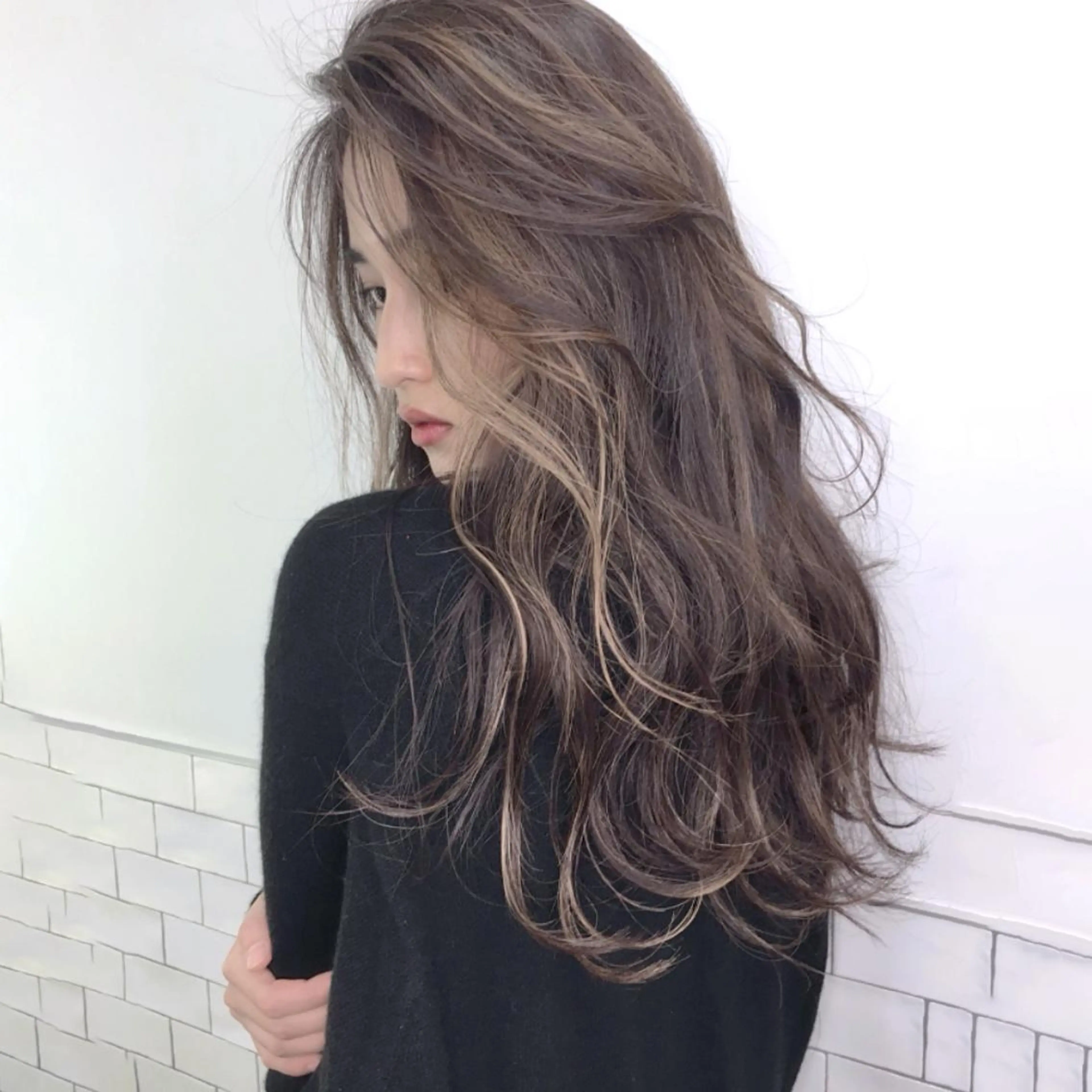 ロング カラー パーマ ヘアアレンジ ハイライトカラー ハイライト ITbyALBUM 中野店のヘアスタイル