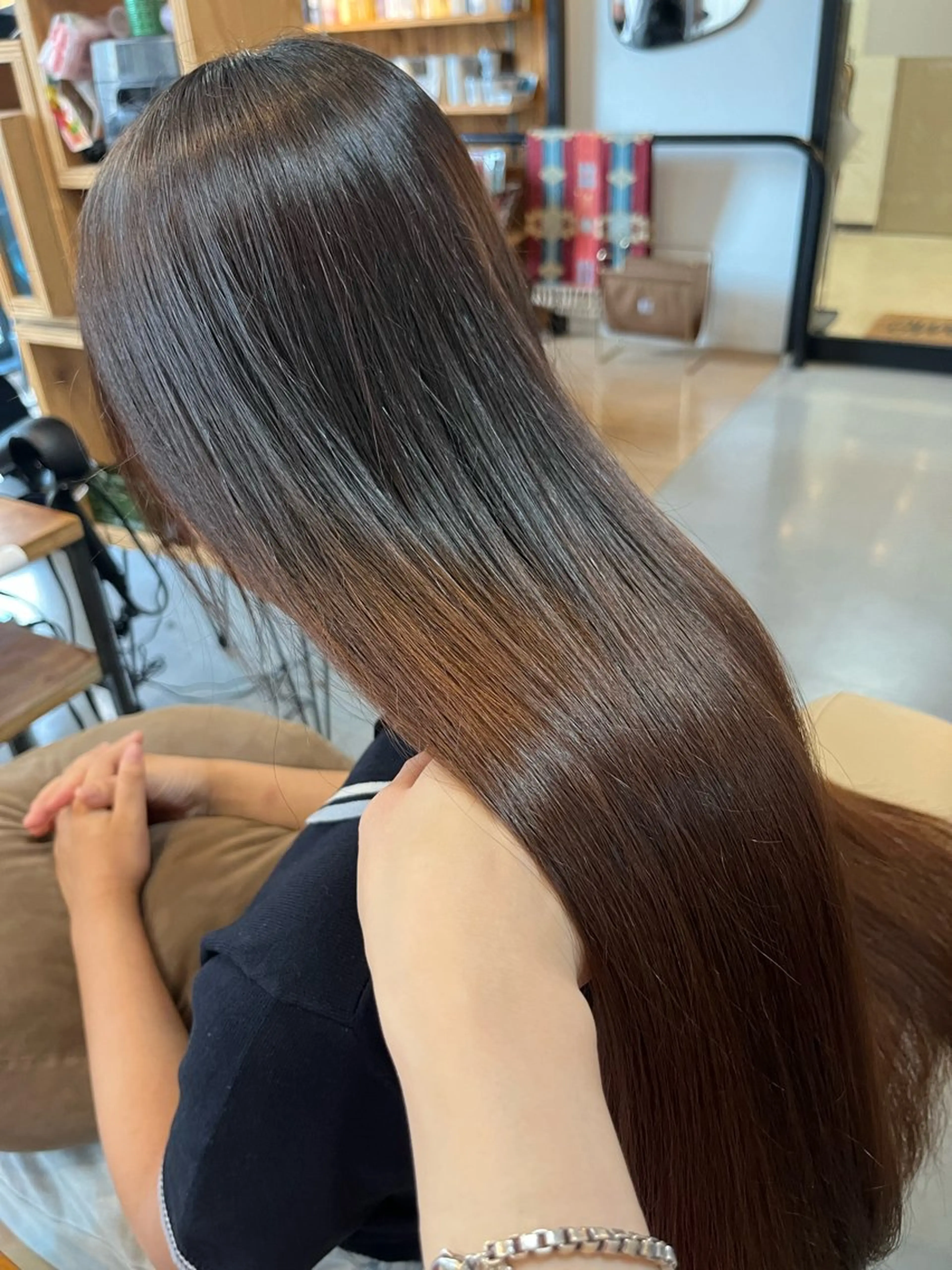 ロング ロング 酸性ストレート カット 縮毛矯正 トリートメント 阪神西宮★JUNO 川﨑温子のヘアスタイル