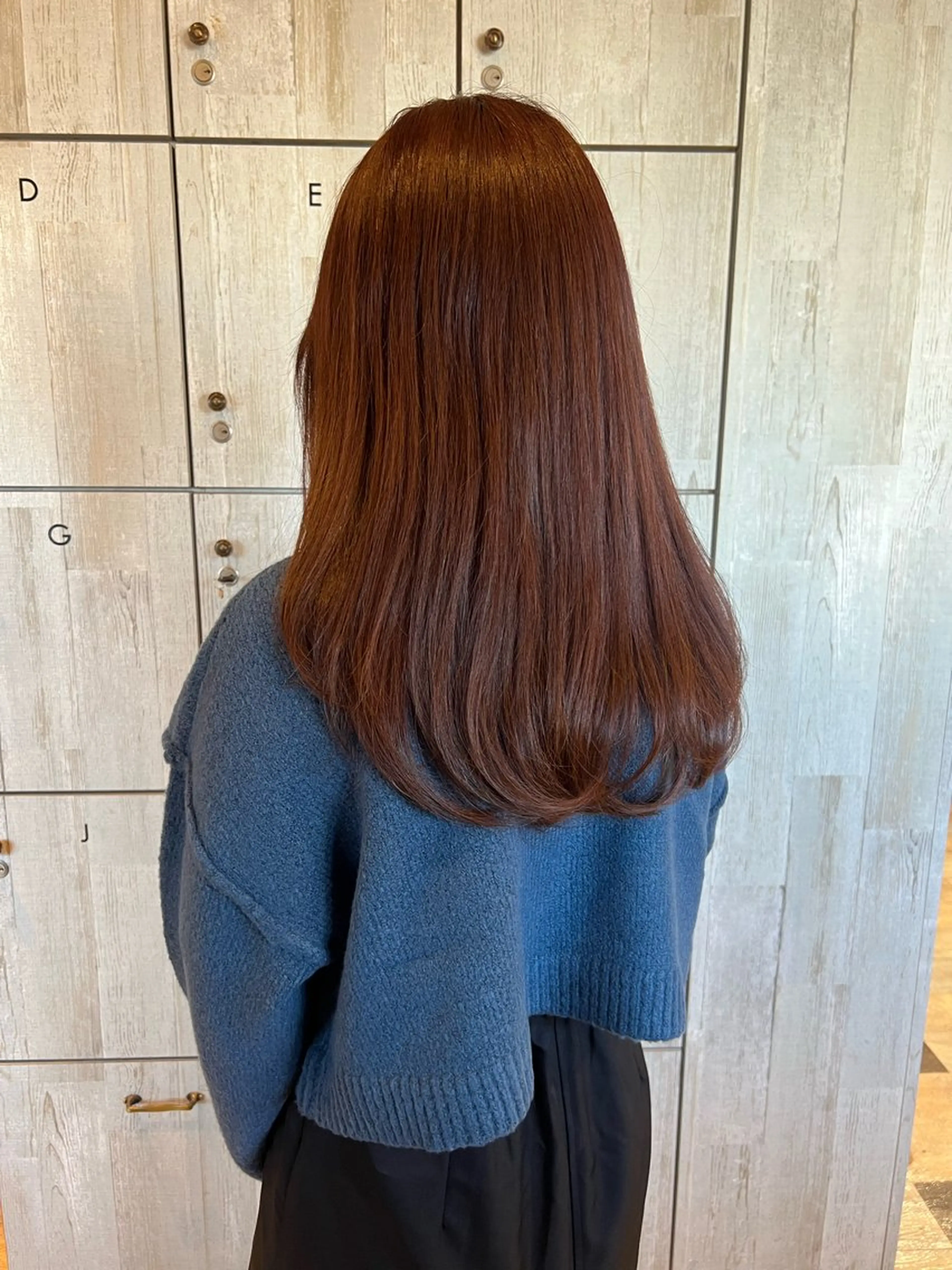 セミロング カラー アッシュ 黒髪 ブリーチ ブルーカラー ブルーブラック 🌿寄り添い型美容師 🌿yuiのヘアスタイル