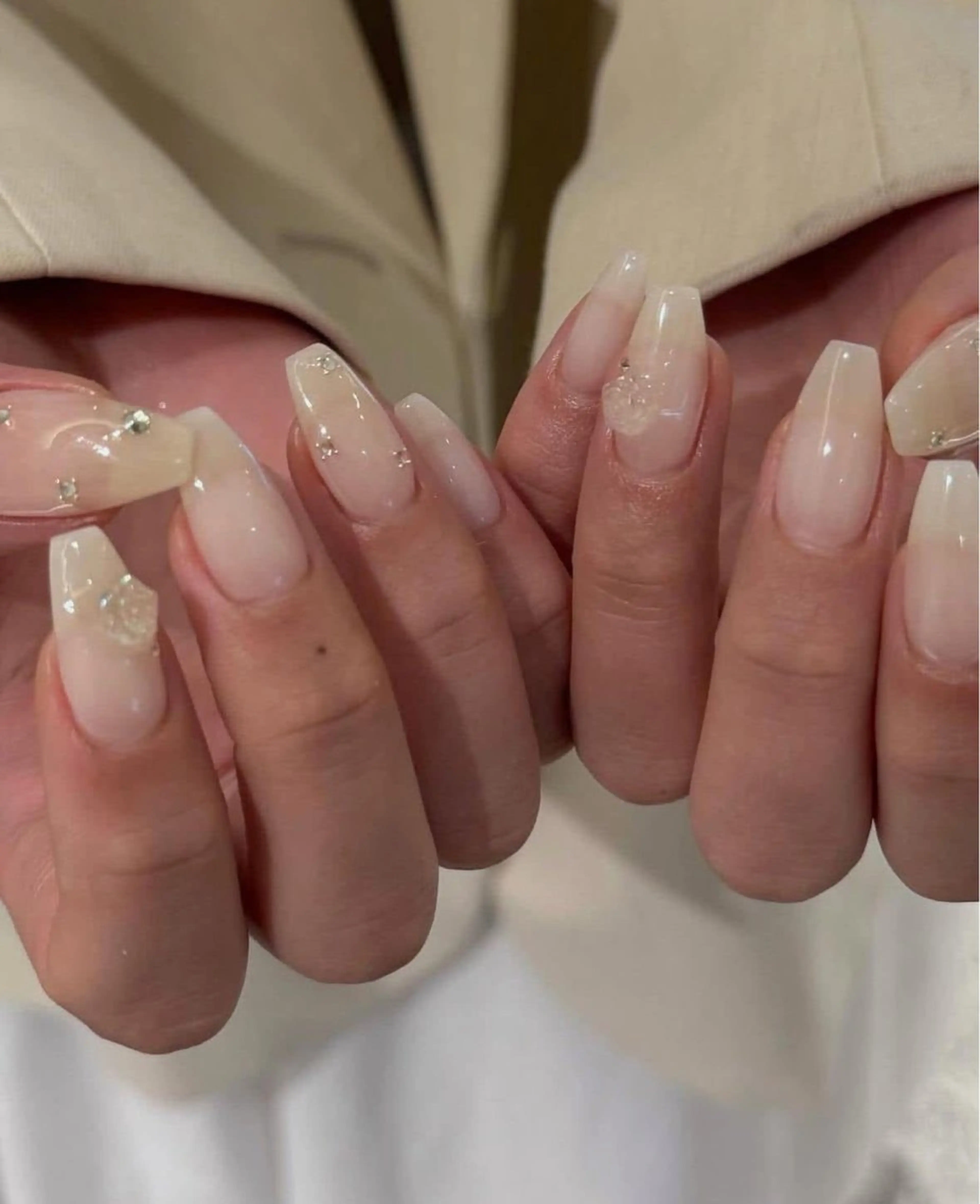 ネイル ストーンネイル ハンドネイル Hin Nail Salonのネイルデザイン