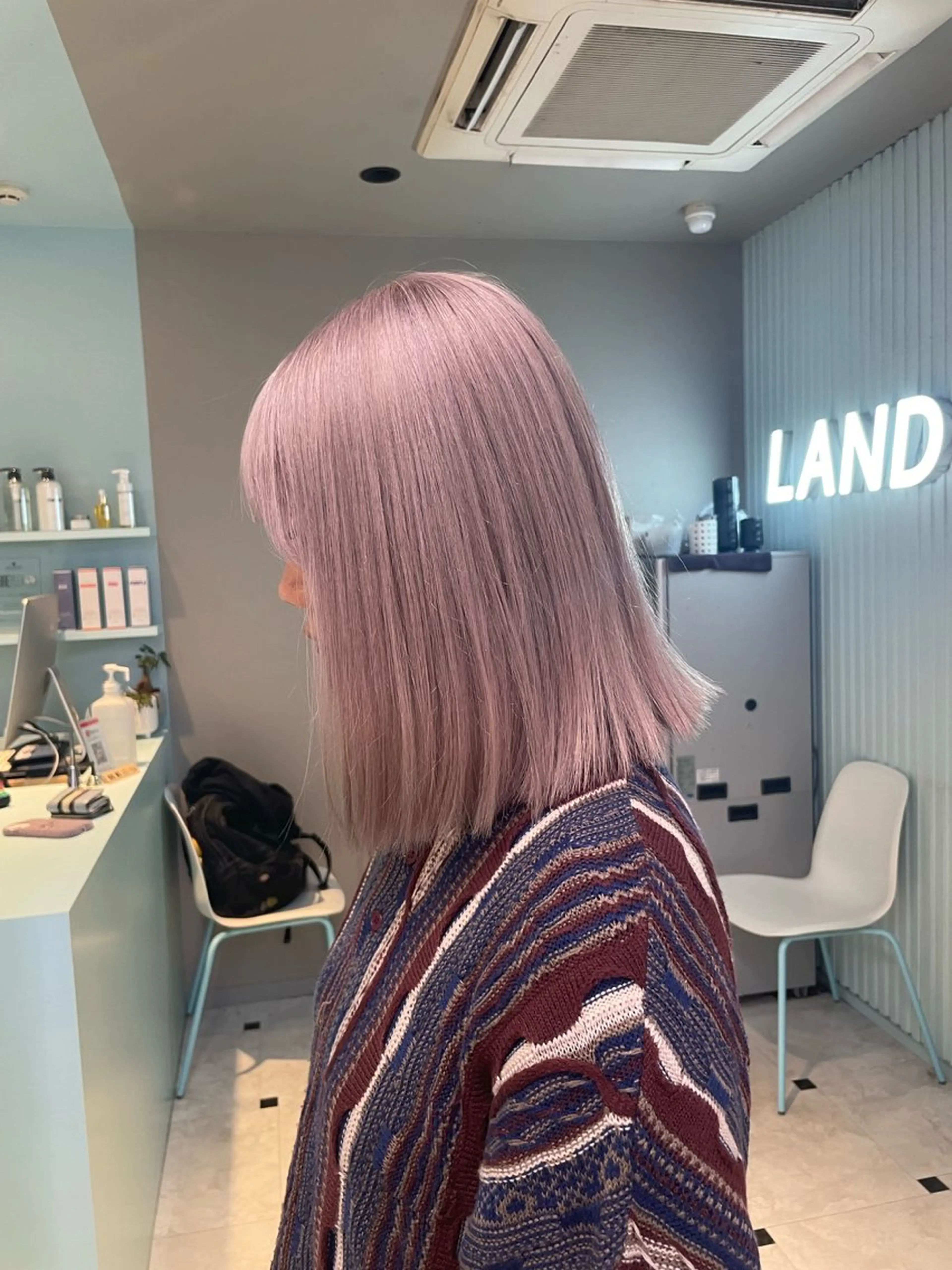 ミディアム ブリーチ✖️ 縮毛LANDのヘアスタイル
