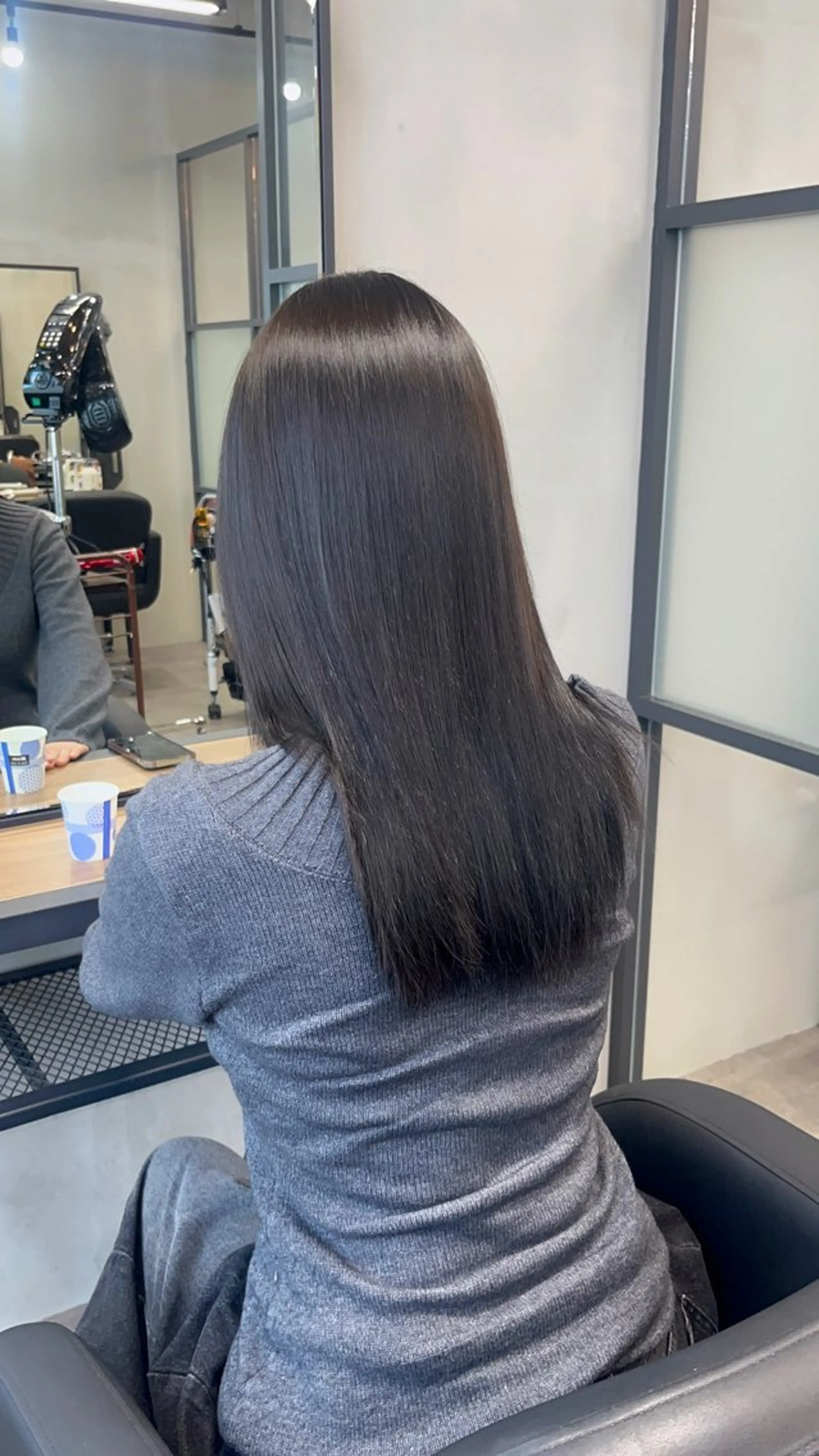 カラー 透明感カラー 今井 花音のヘアスタイル