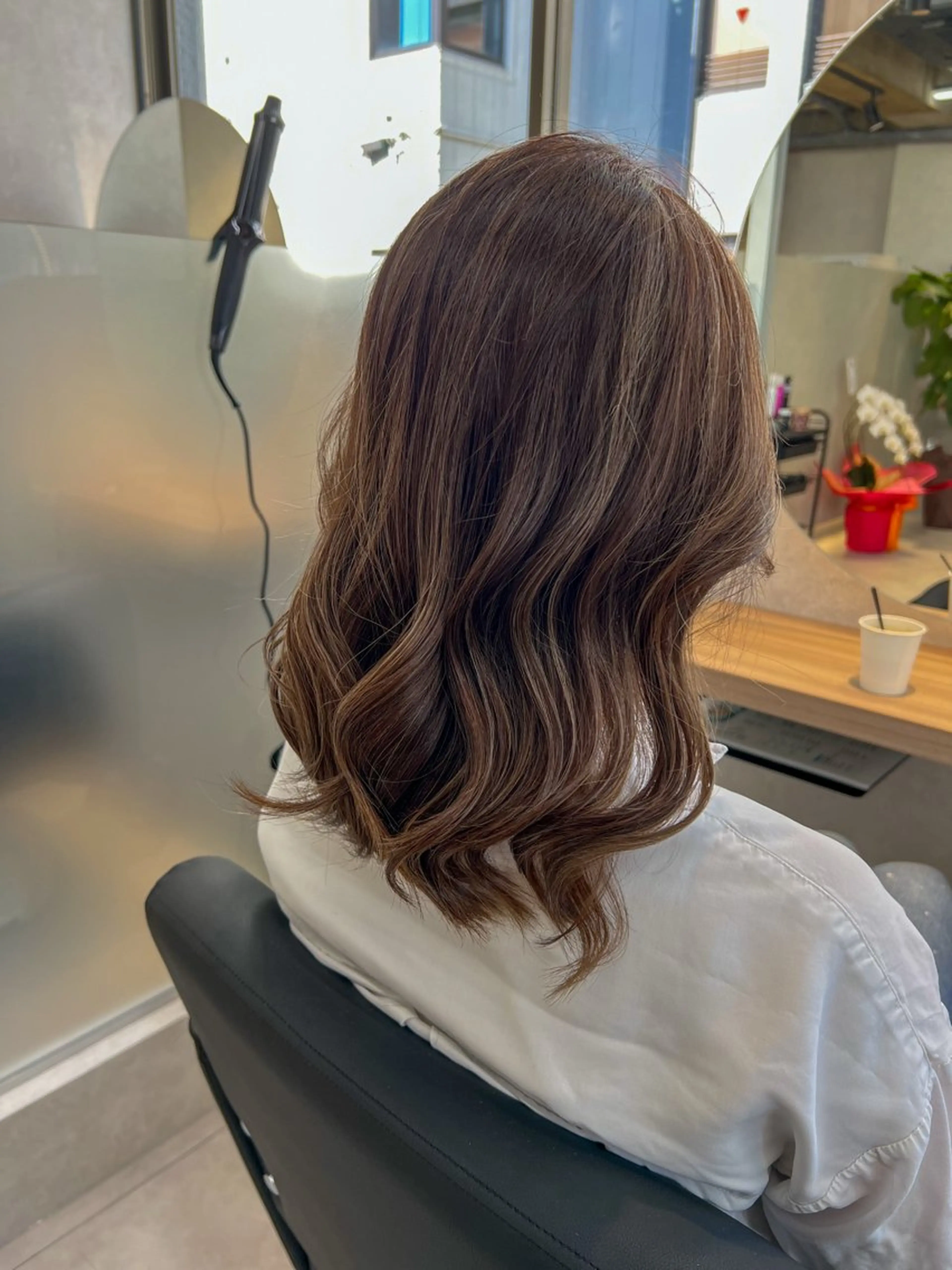 セミロング カラー 伊藤　優悟 /白髪ぼかしのヘアスタイル