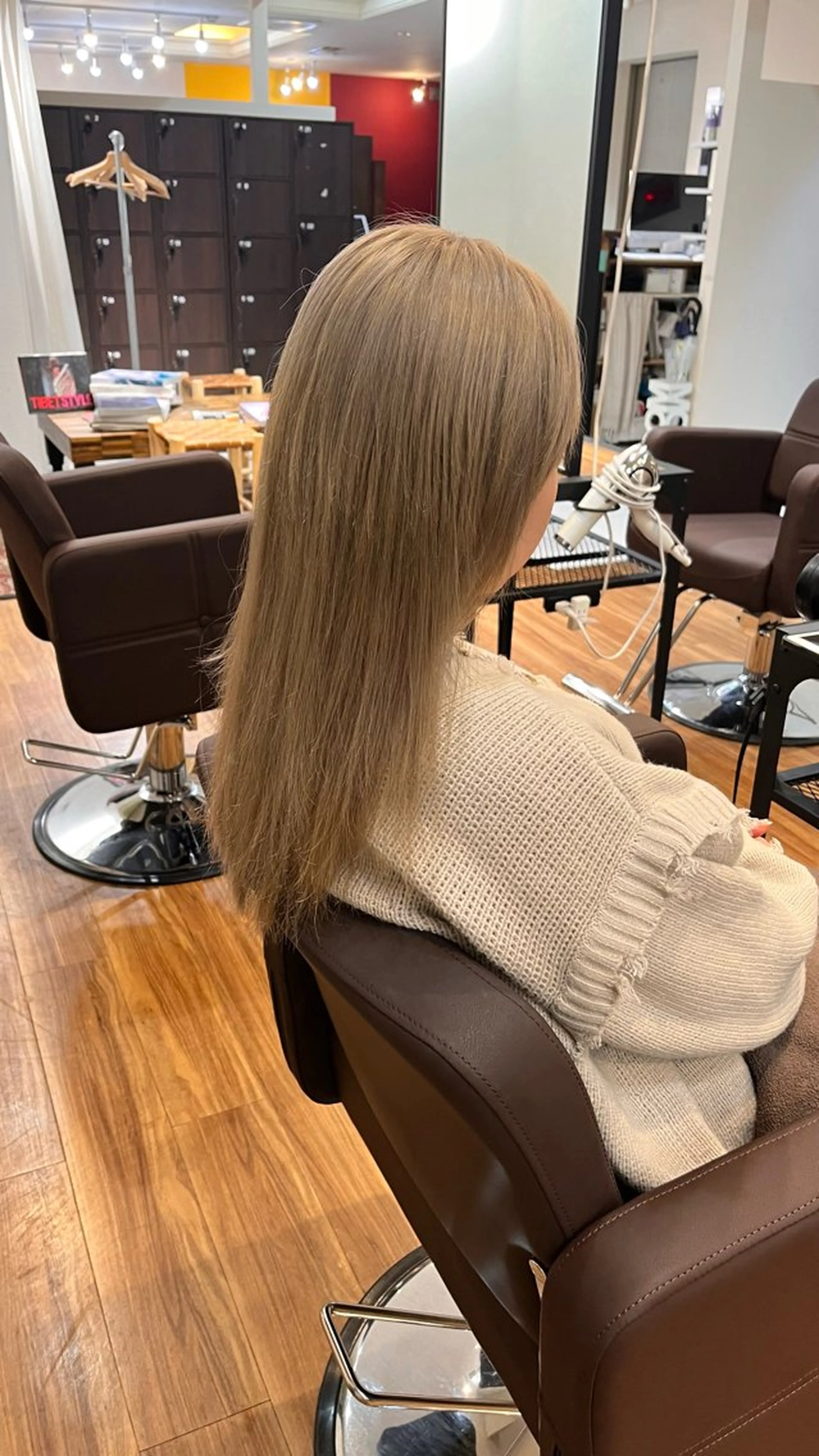 セミロング 須佐美 悠仁のヘアスタイル