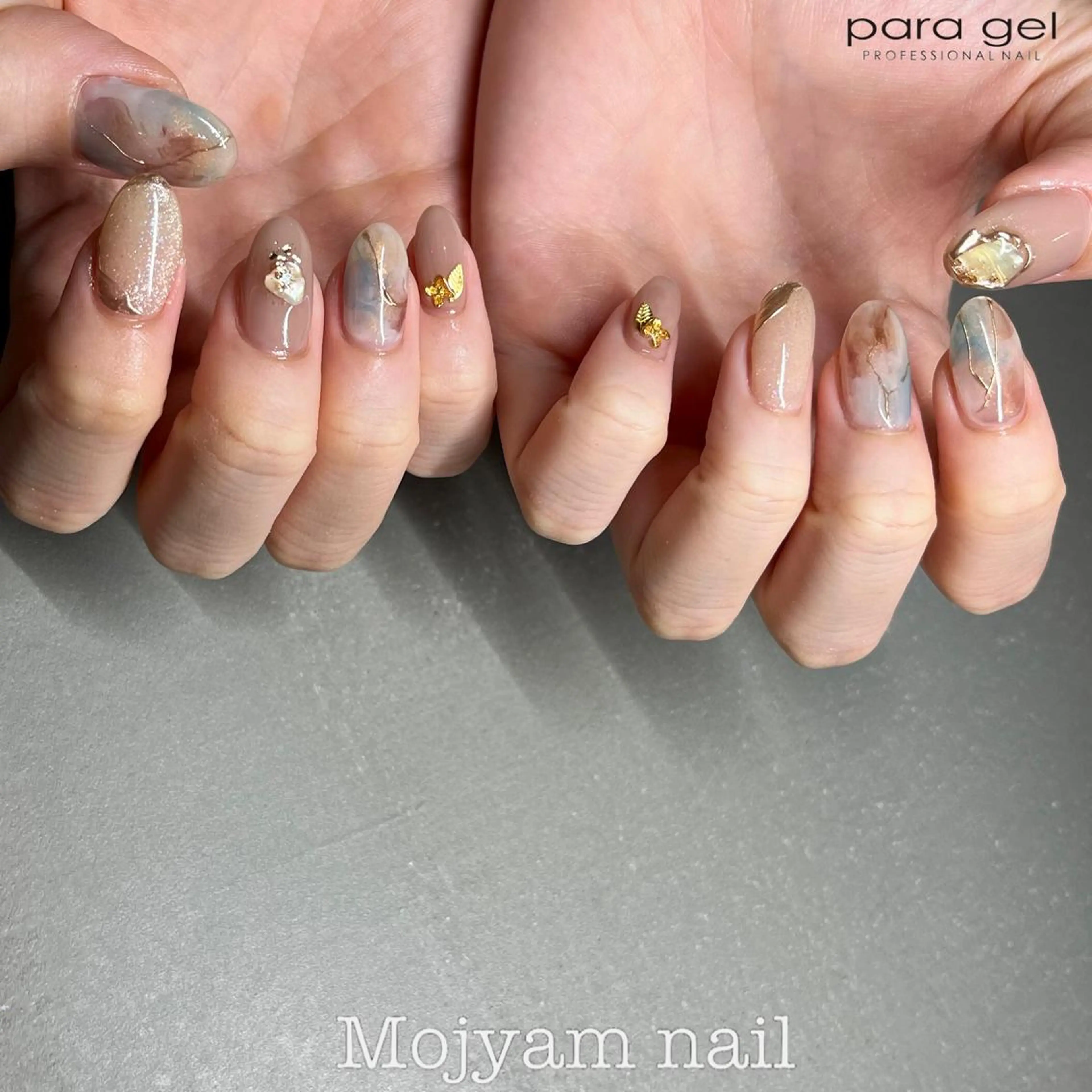 ネイル ブルー ブラウン フラワーネイル 大理石ネイル(マーブル) ミラーネイル ハンドネイル Mojyam nail所属・松本 実咲のネイルデザイン