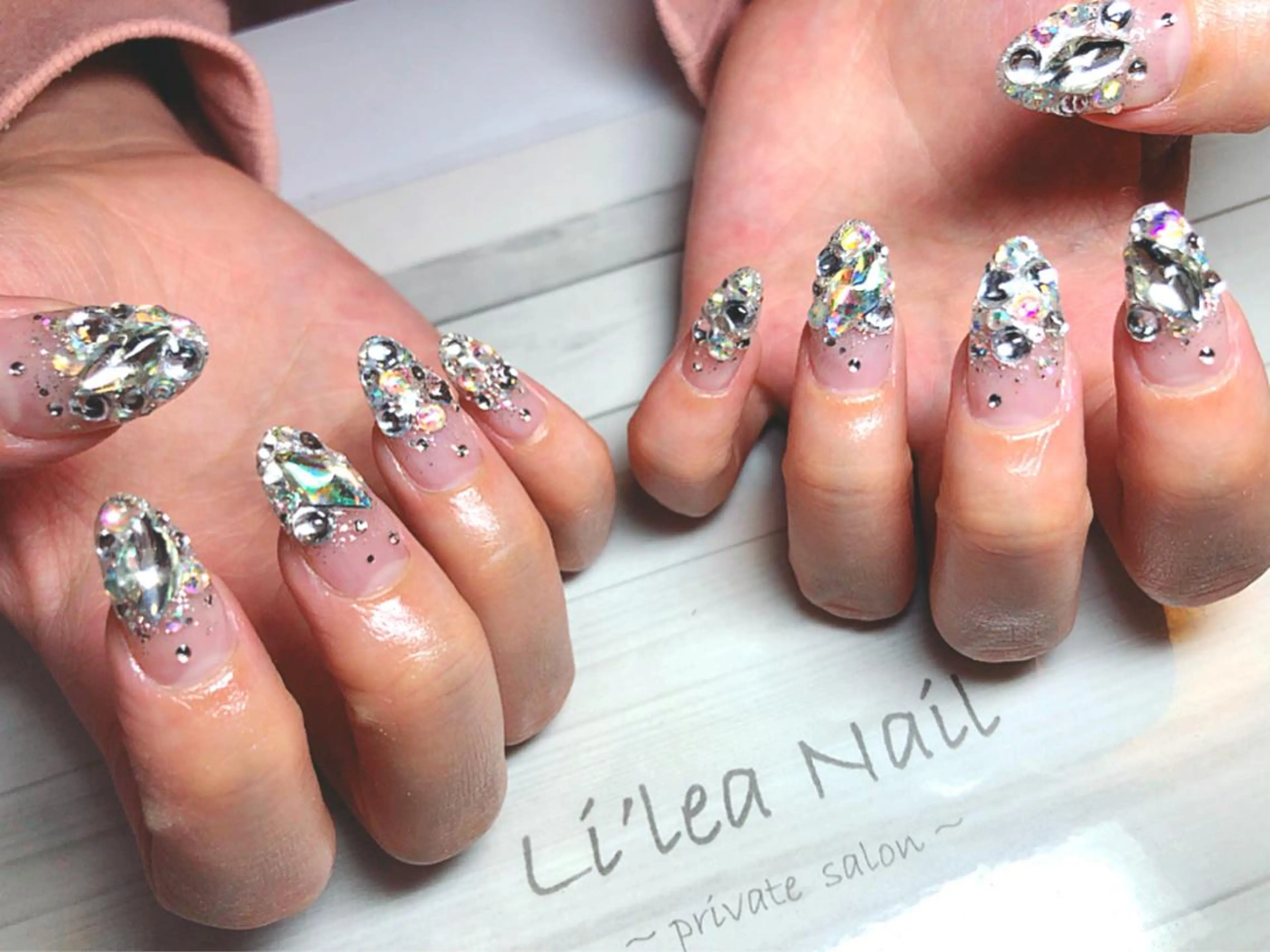 ネイル Li'leaNail AINAのネイルデザイン