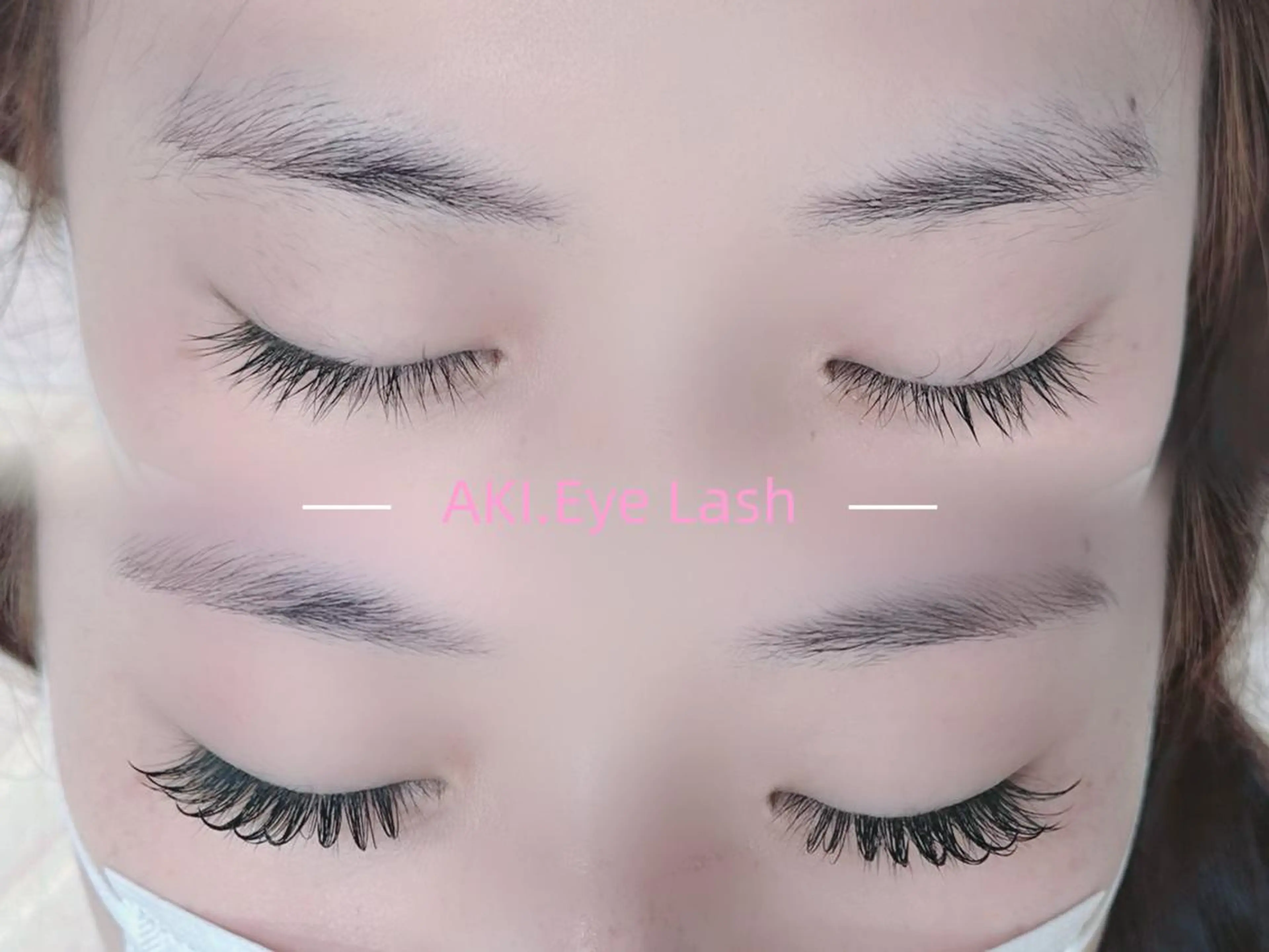 【人気のアイブロウ】眉毛wax★美眉毛スタイリングの写真