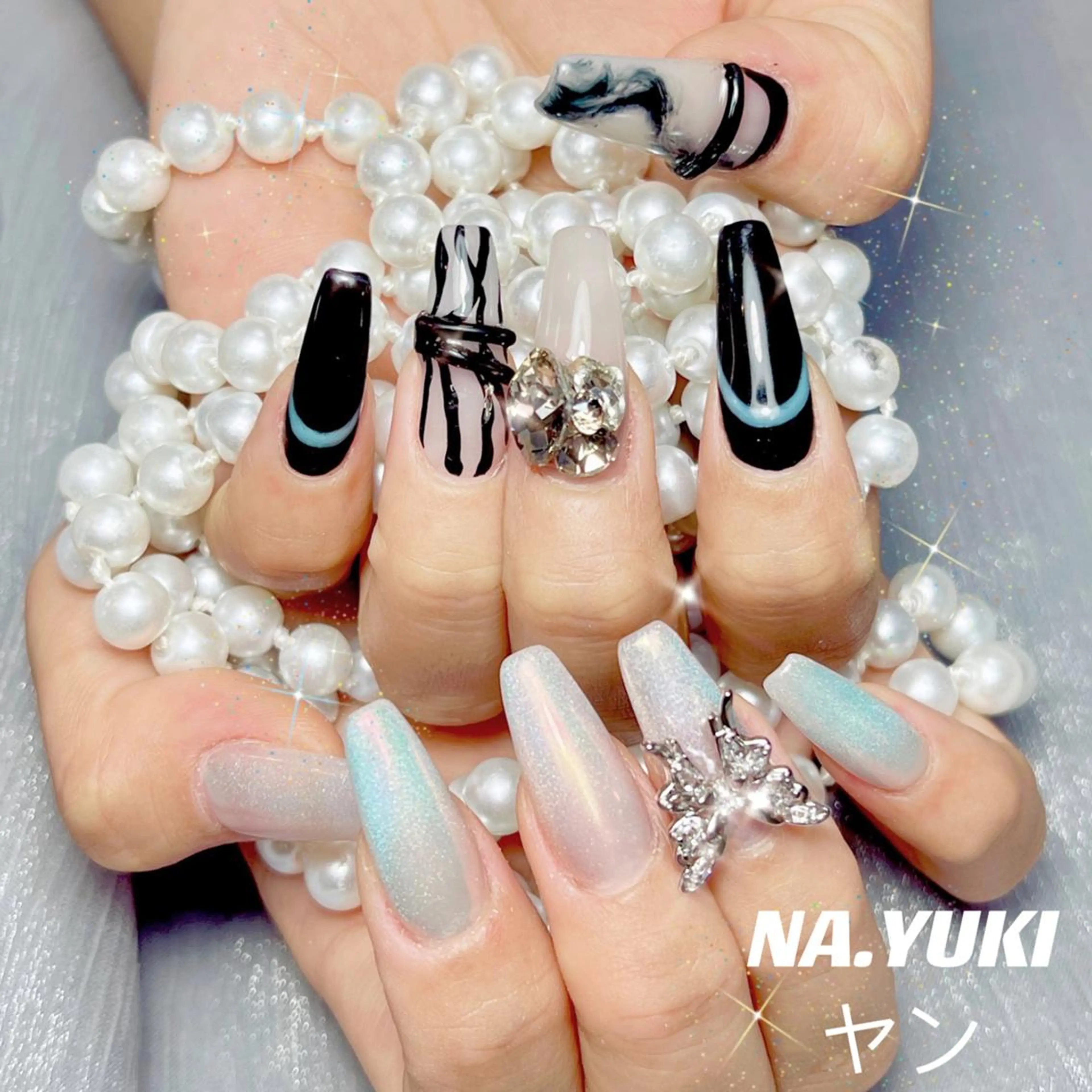 ネイル ロング カラー パーマ ヘアアレンジ メンズ キッズ マツエク・マツパ ナユキNA.YUKI 池袋店のネイルデザイン