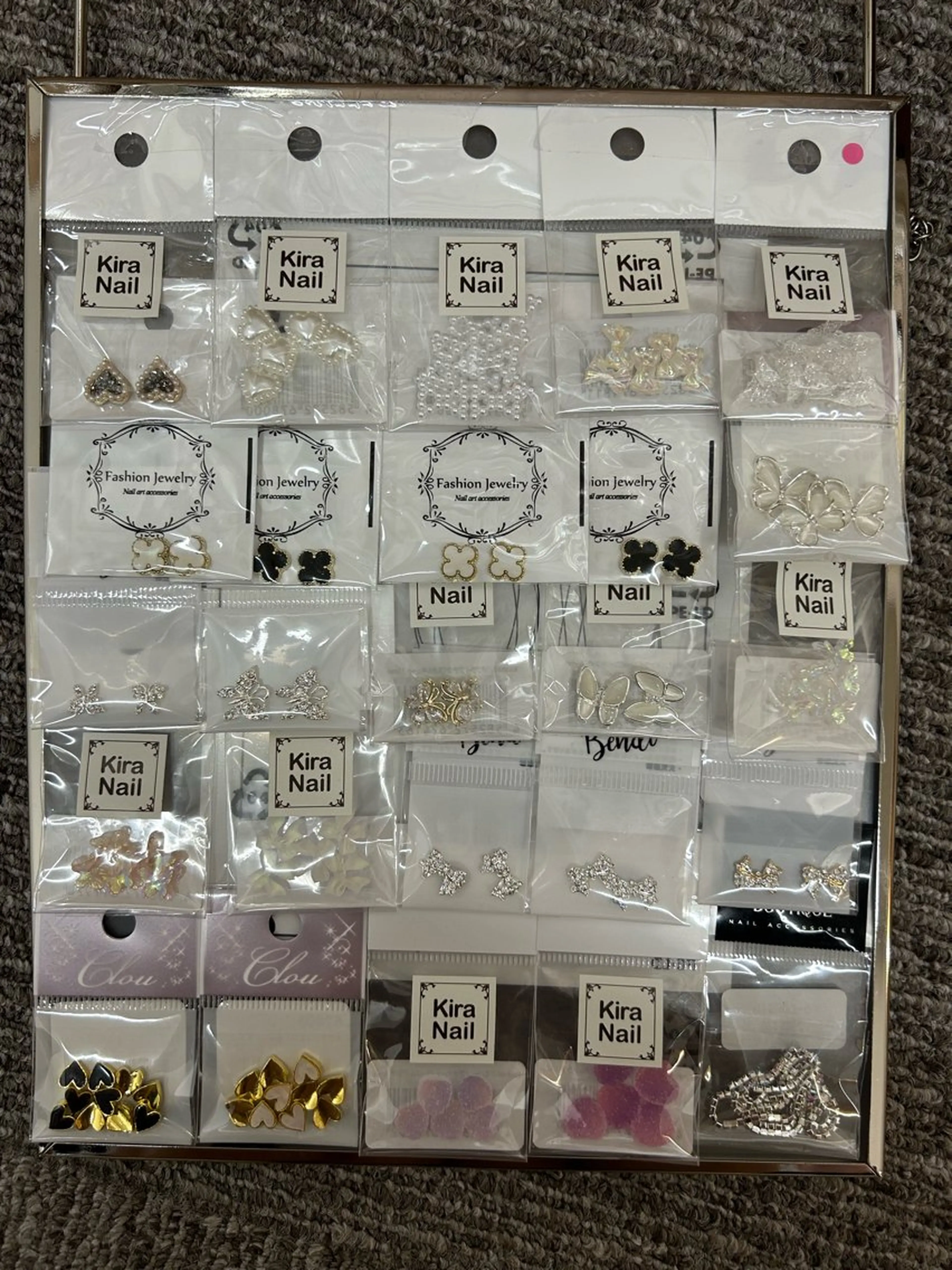 ネイル Onason NailSalonのネイルデザイン