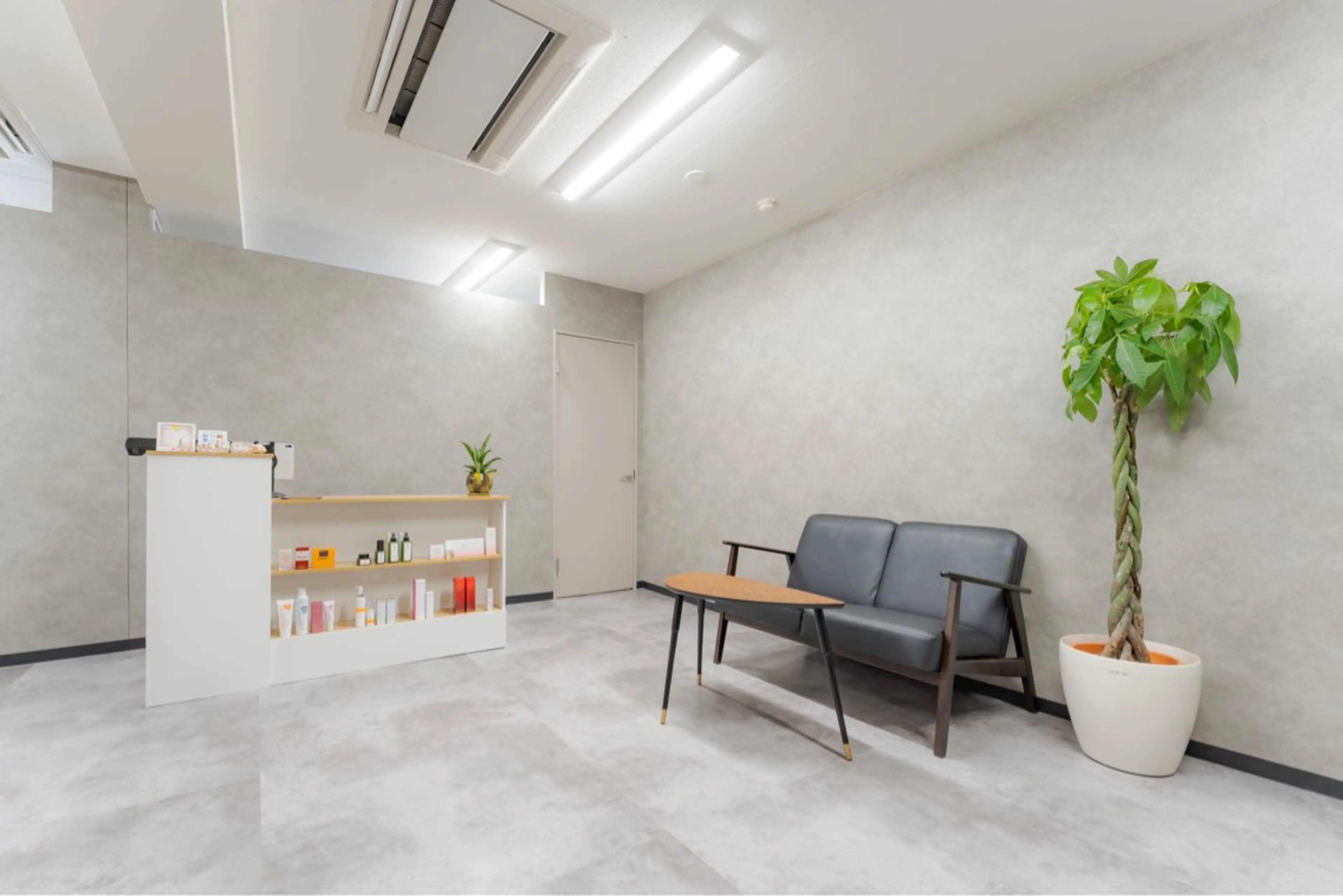 お肌のかかりつけサロンP.A.L.M.所属・【P.A.L.M.】 むき卵×毛穴レス肌のエステ・リラクイメージ