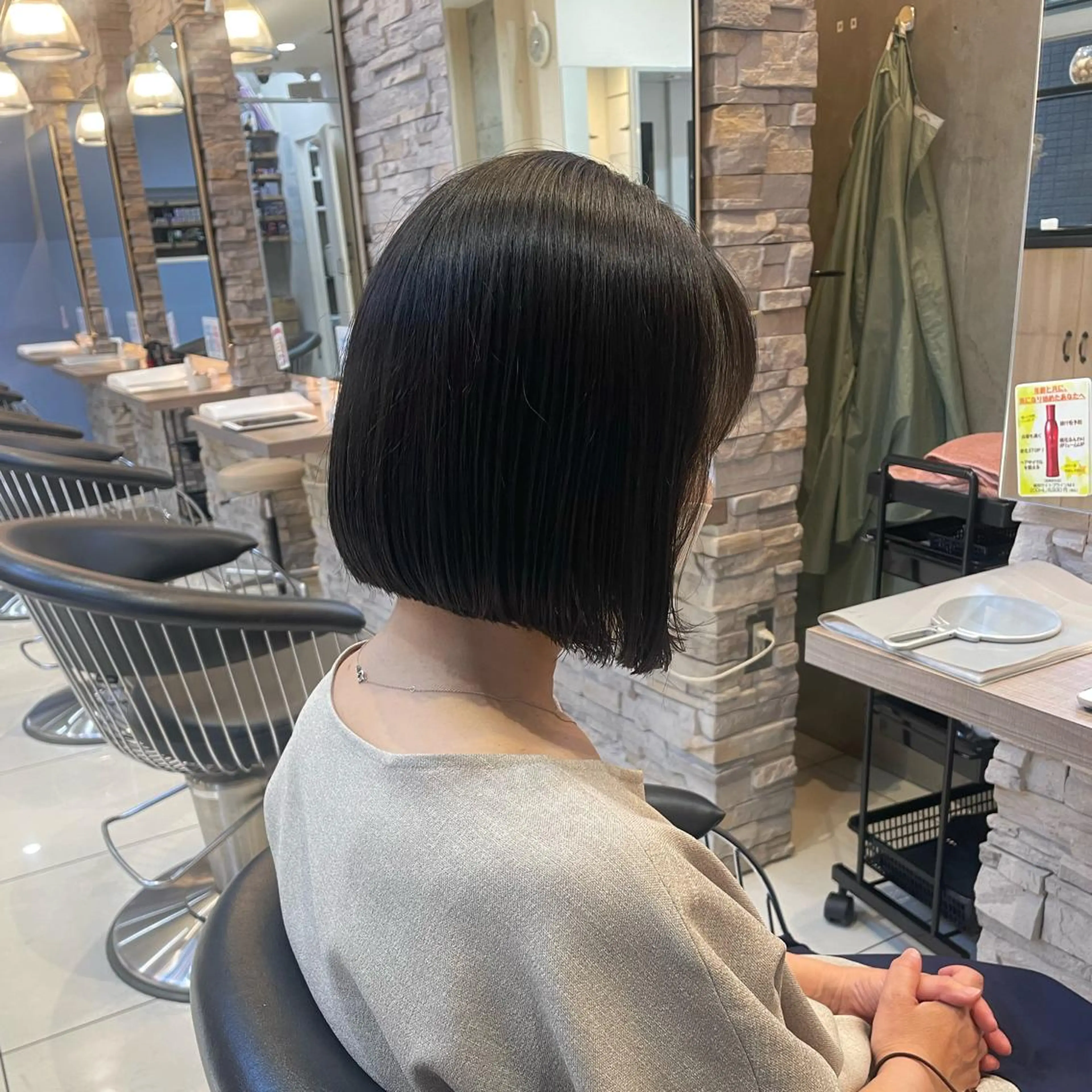 ショート mao♡ベージュ/ 顔周りカットのヘアスタイル