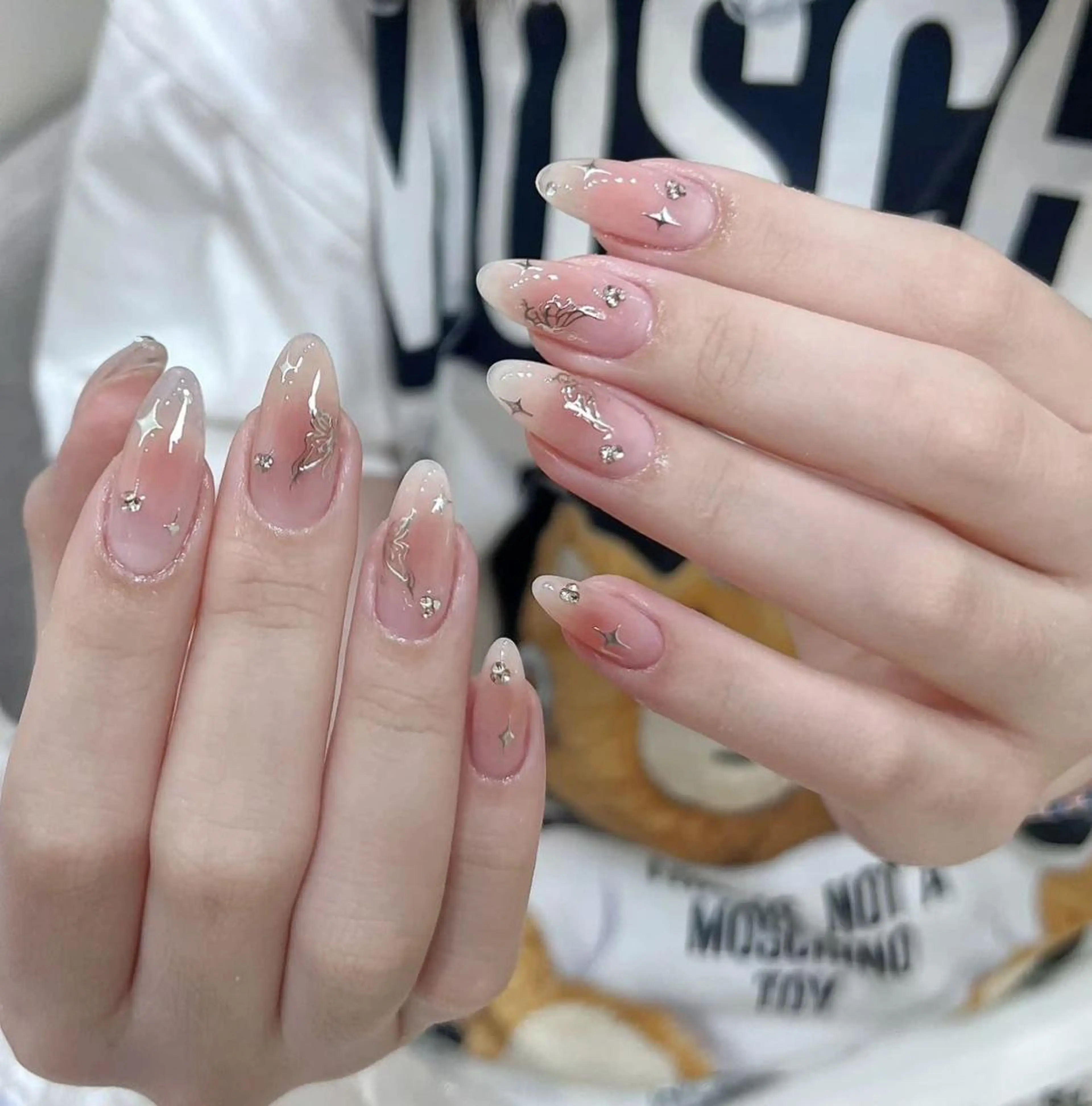 ネイル Queens みなみのネイルデザイン