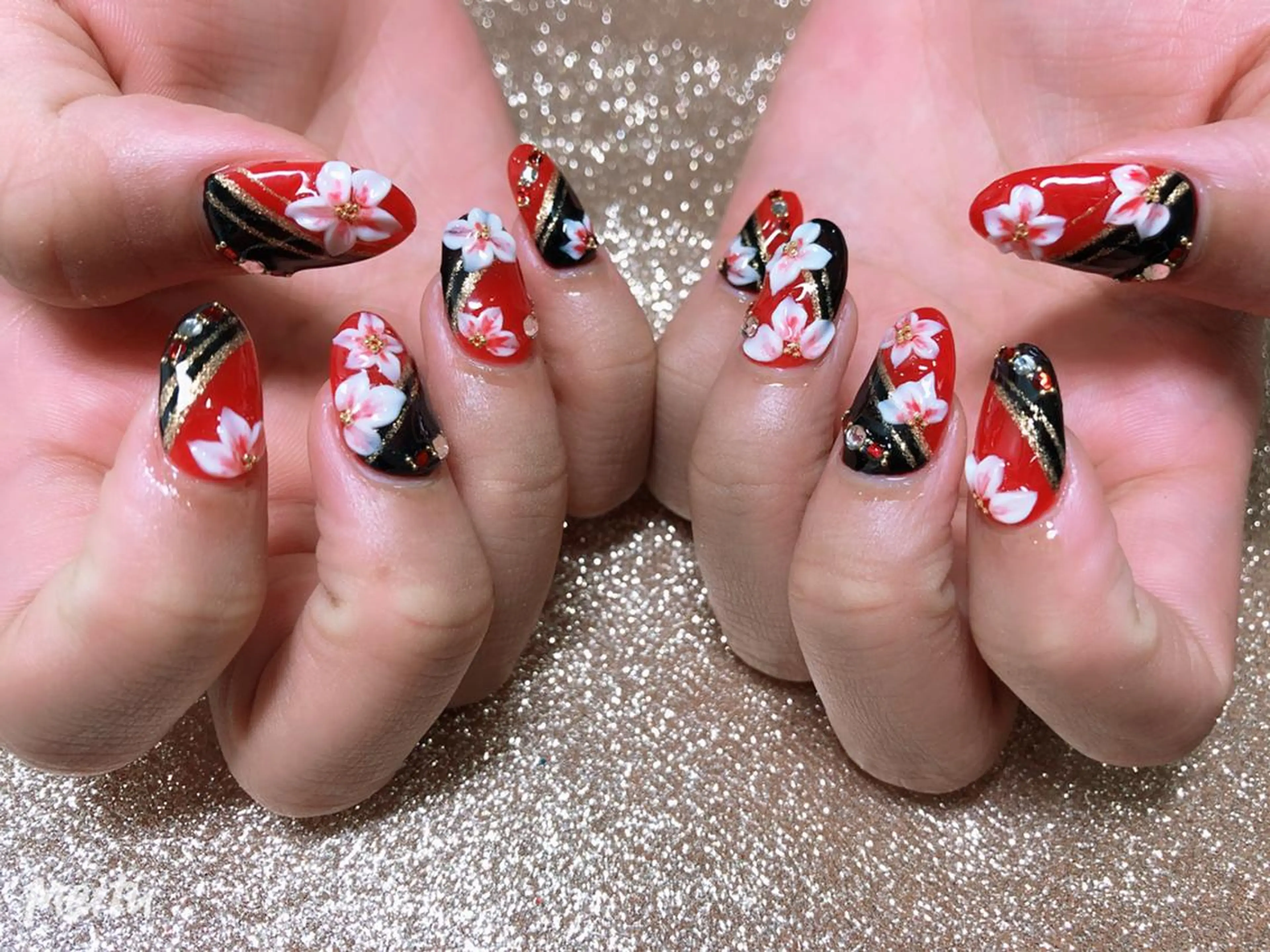 ネイル AB マツエクネイルサロンのネイルデザイン