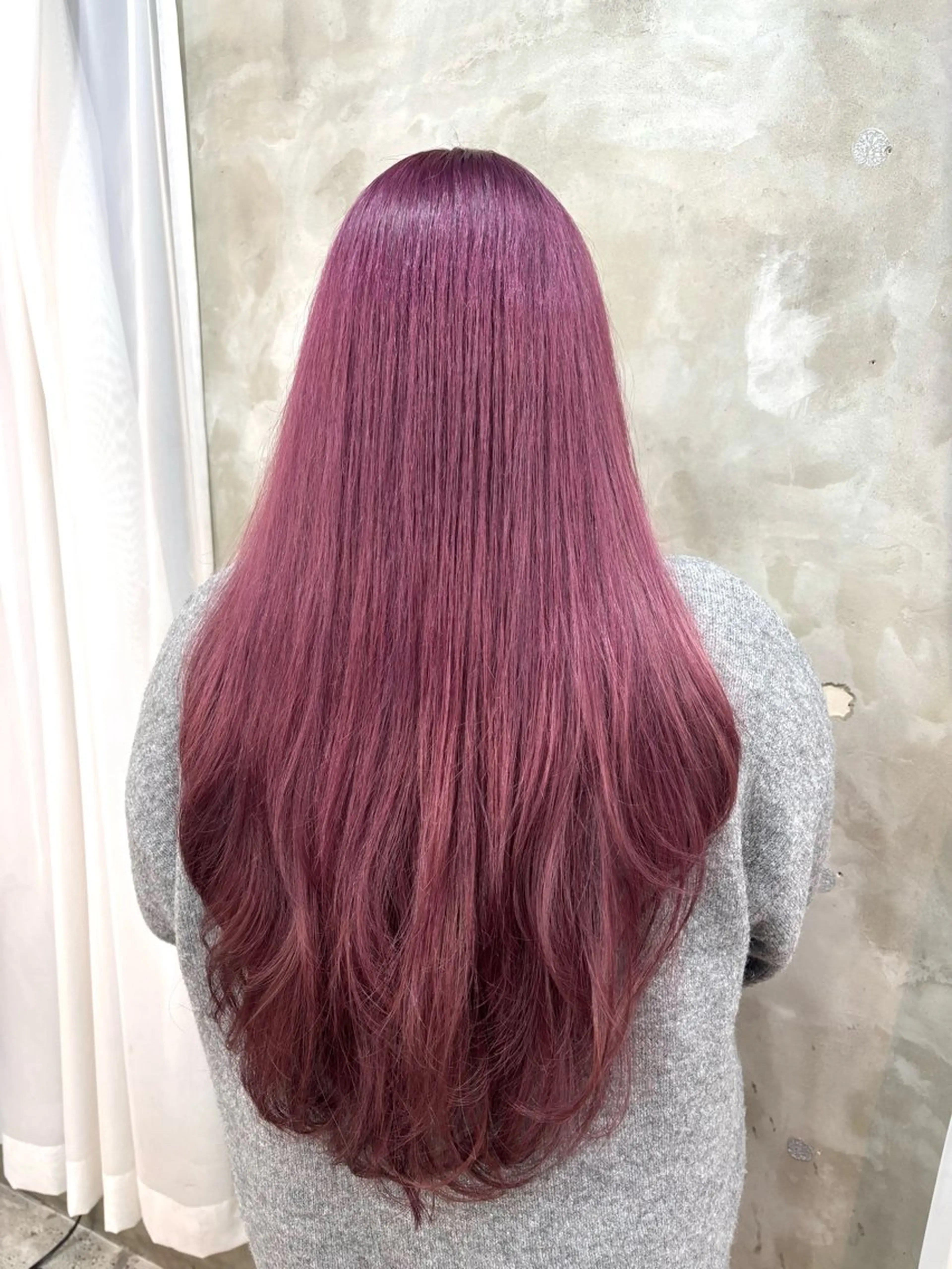 ロング パープルカラー 艶髪‎カラー🤍 RIKAのヘアスタイル