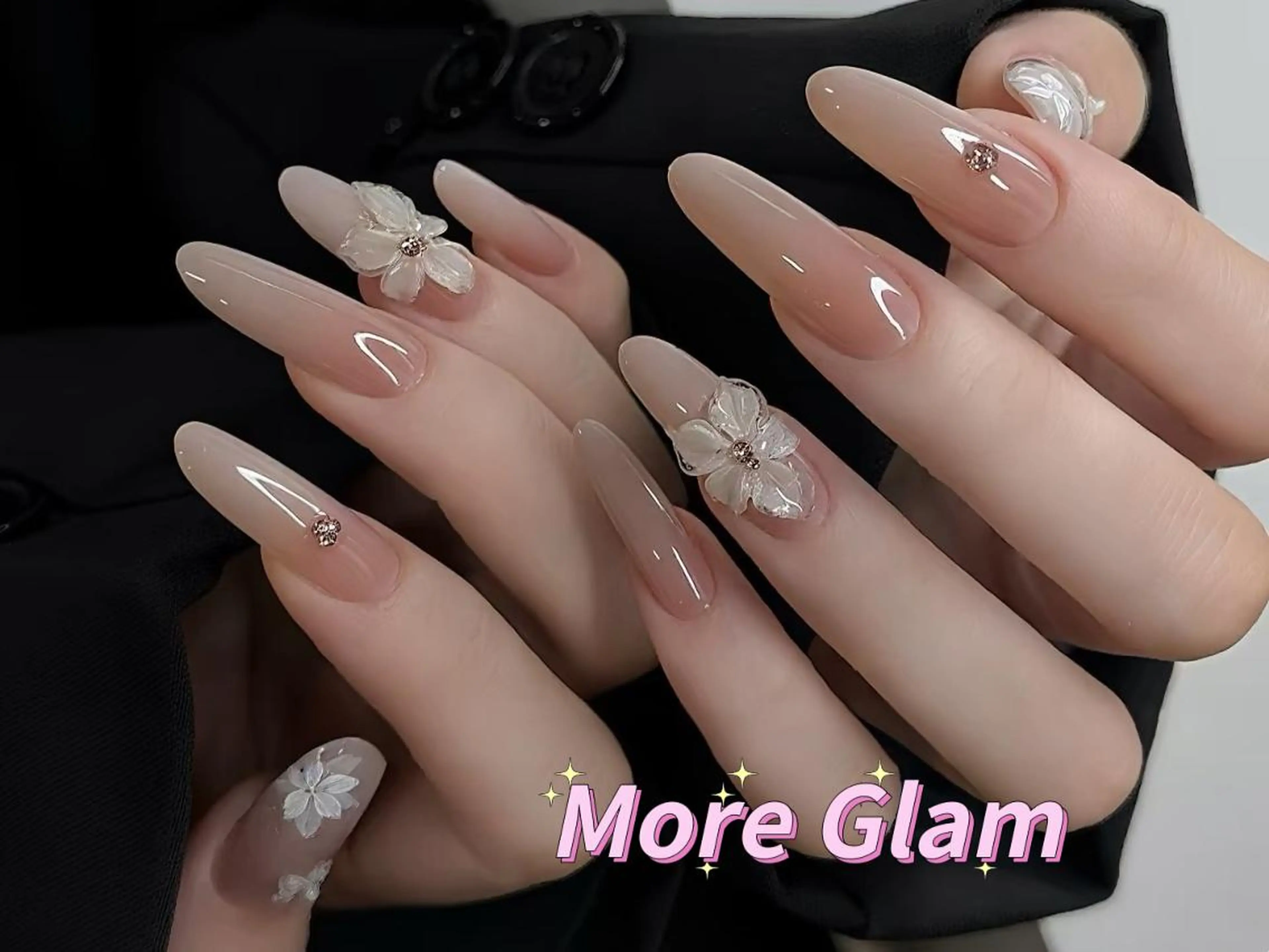 ネイル 長さ出し フットネイル フレンチネイル ジェルネイル ガラスフレンチ More Glam 池袋東口店のネイルデザイン