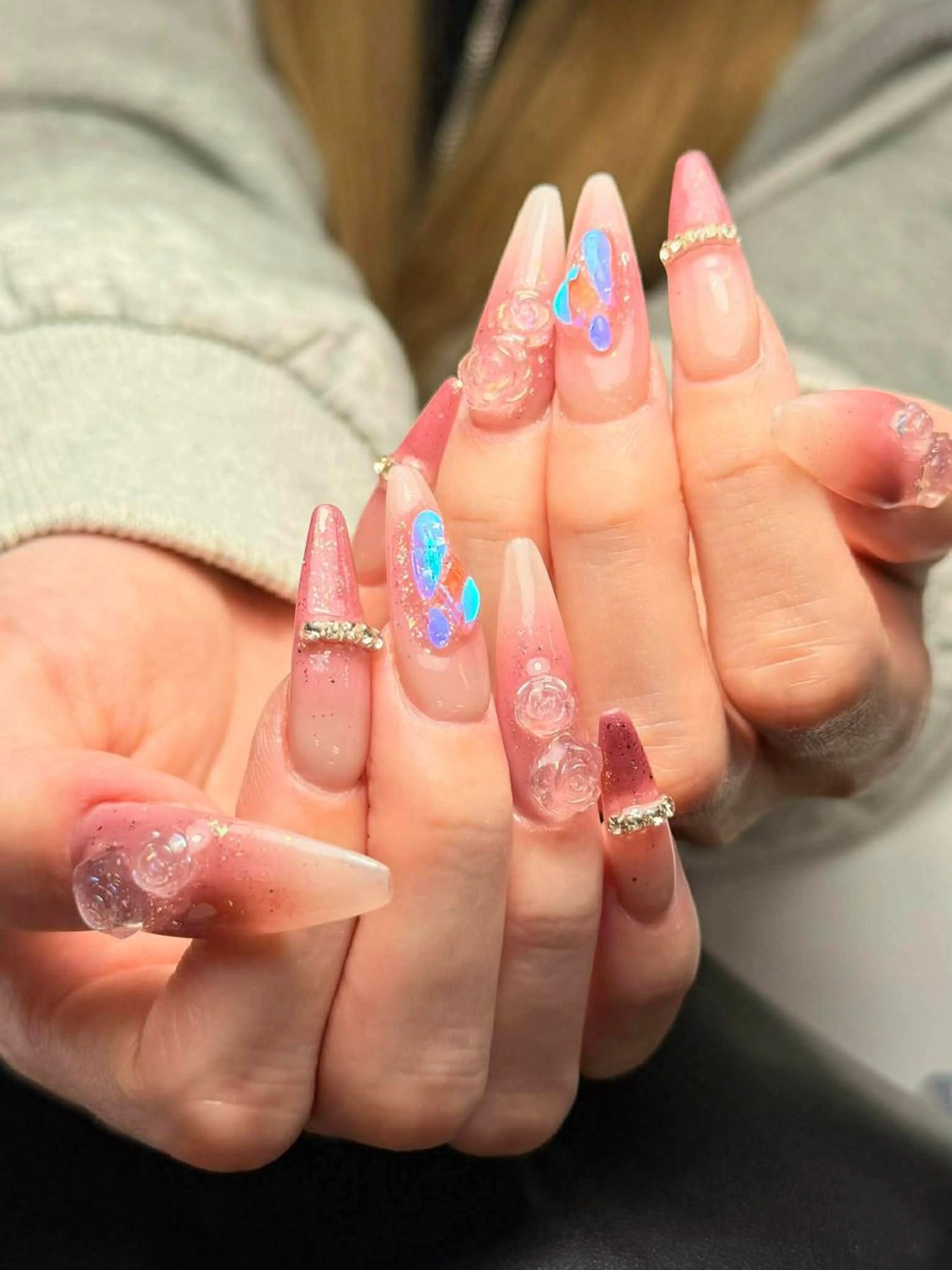 ネイル 韓国ネイル 持ち込み ニュアンスネイル ネイルチップ 冬ネイル ハンドネイル LISA ANA.CHUOのネイルデザイン