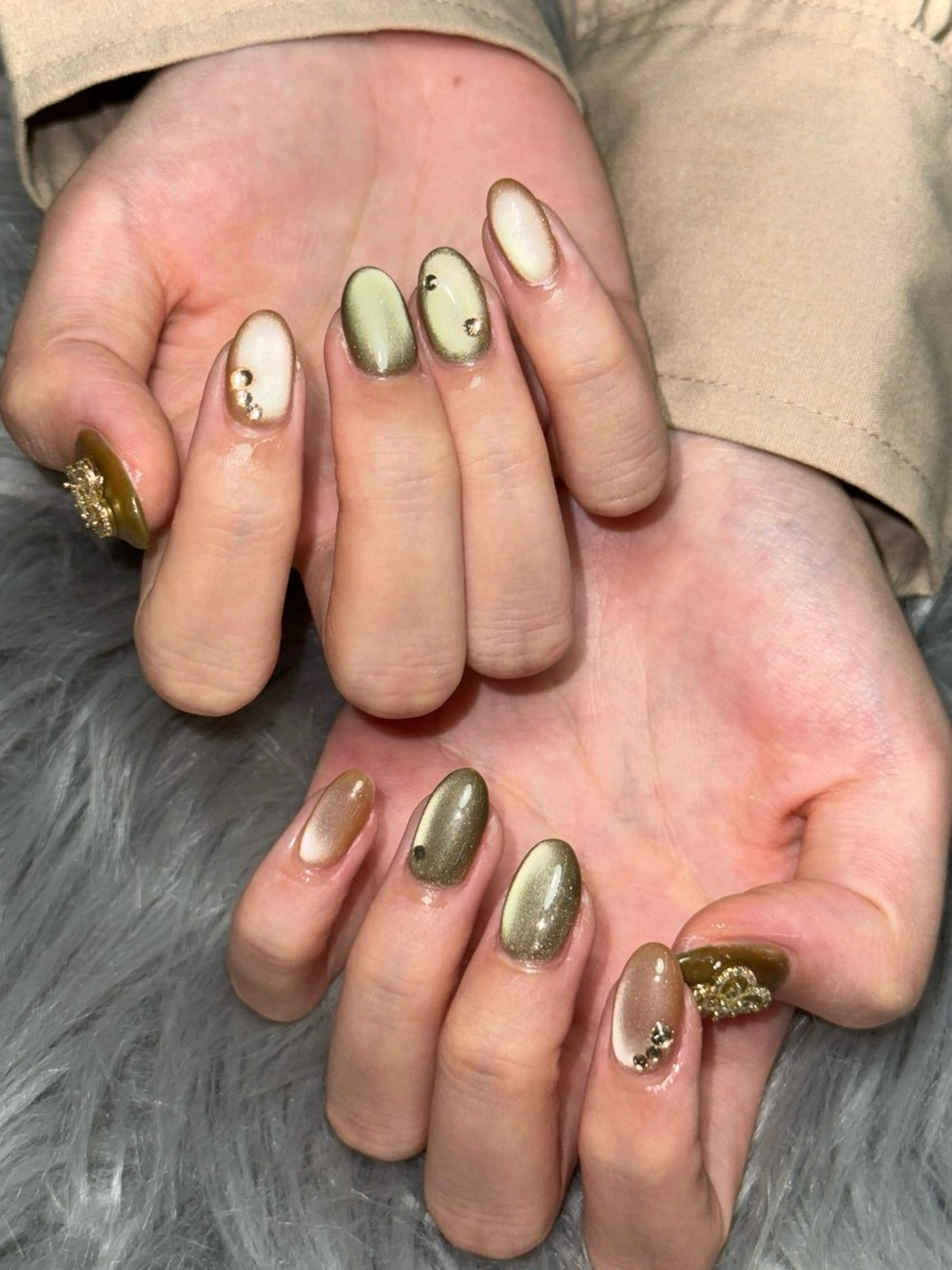 ネイル ハンドネイル Momoka 🍑🎀のネイルデザイン