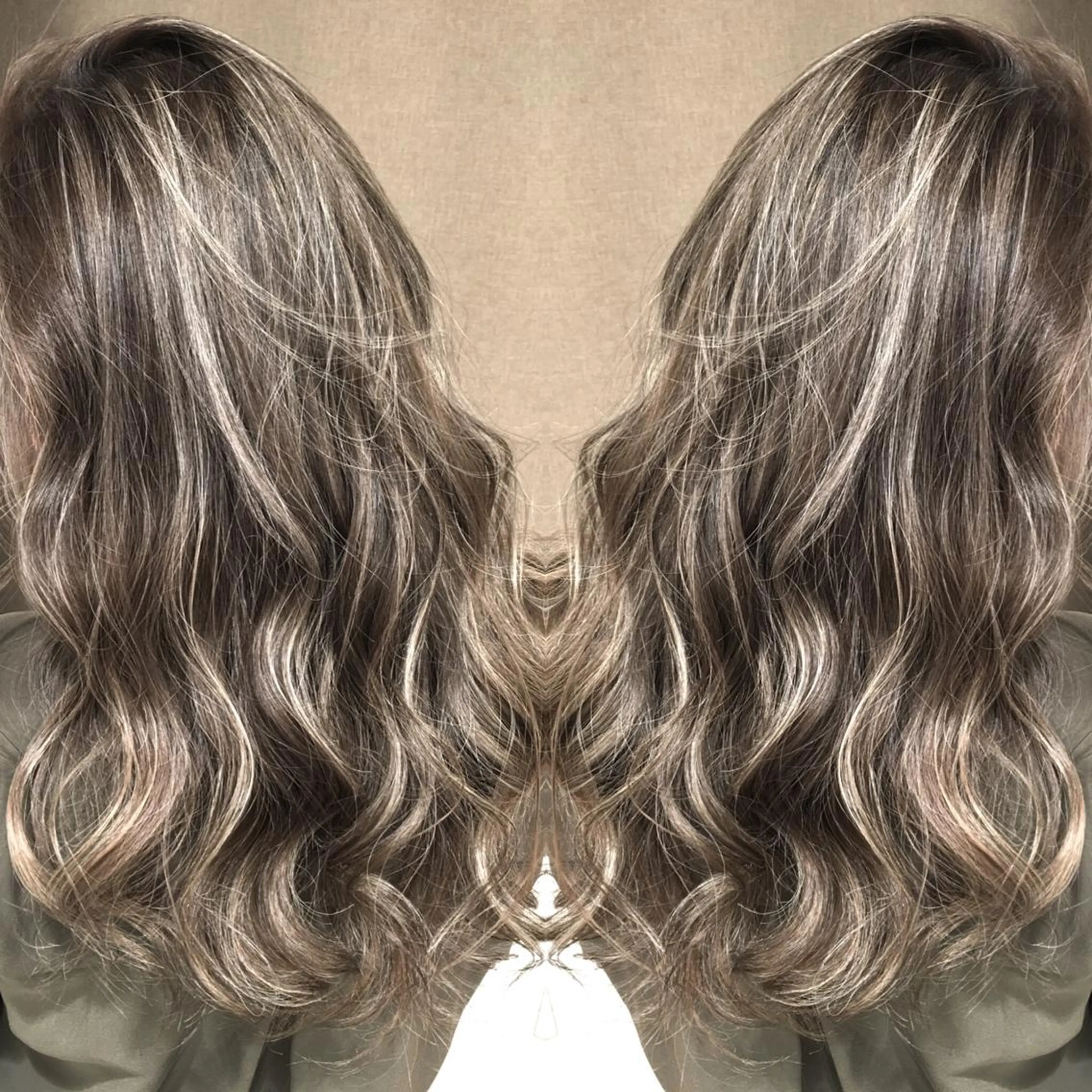 ロング カラー ハイライトカラー 3Dハイライト ハイライト ヘアカラー トリートメント 井上 一平のヘアスタイル