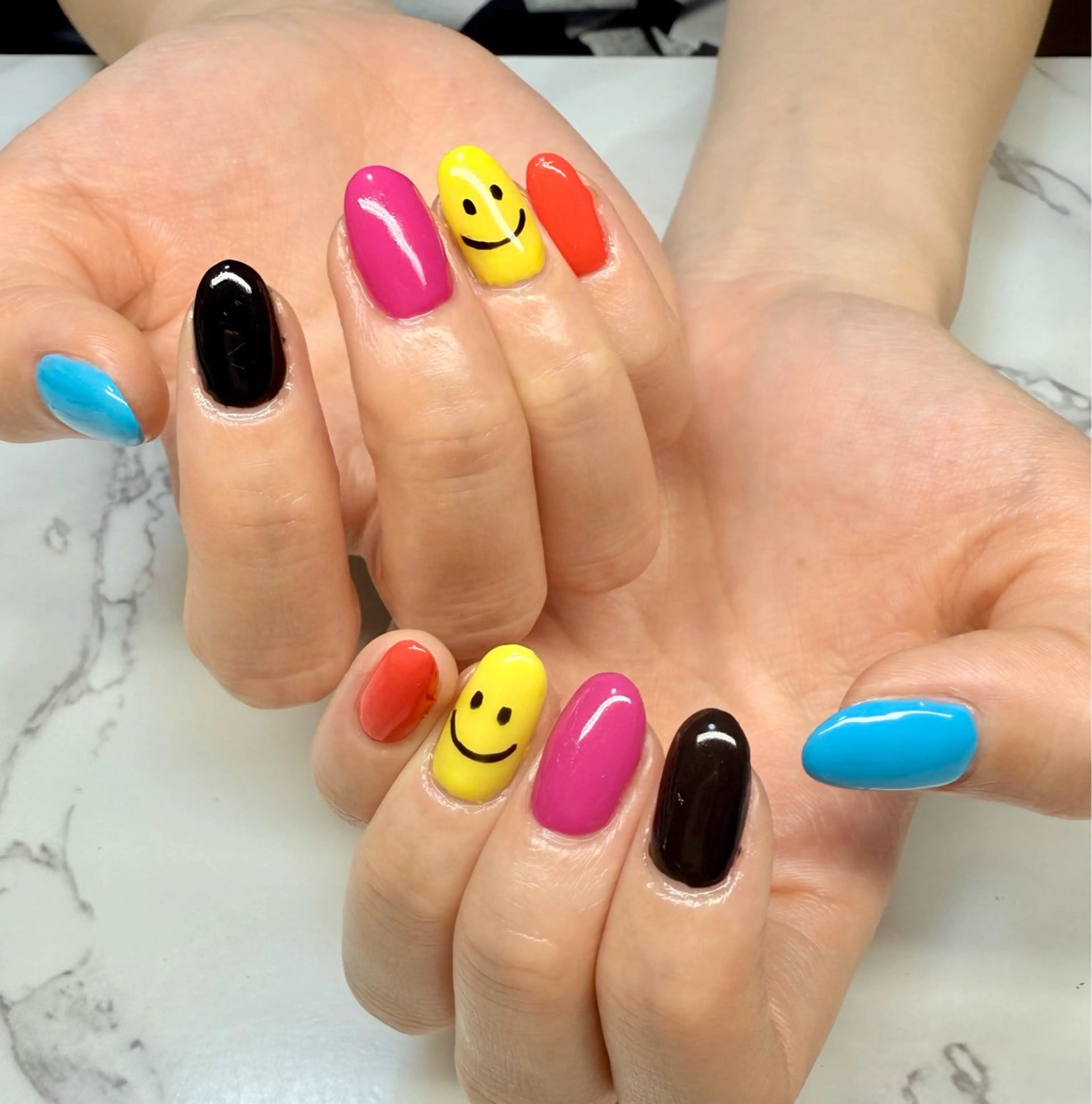 ネイル アートネイル チークネイル フレンチネイル 氷ネイル・うるうるネイル キラキラネイル M.N_ nailのネイルデザイン