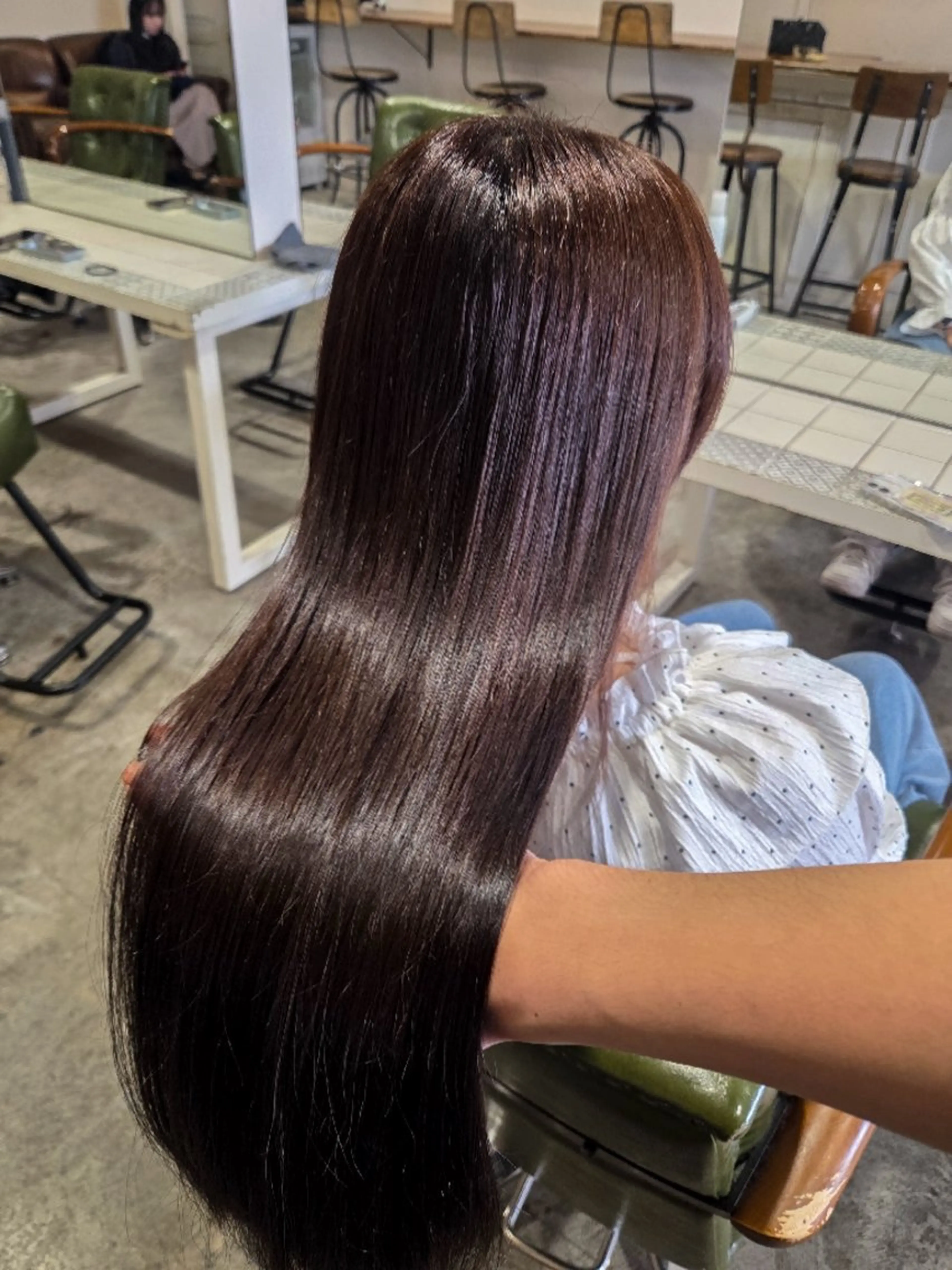 カラー 翔斗ブリーチなし🫧 で叶う透明感カラーのヘアスタイル