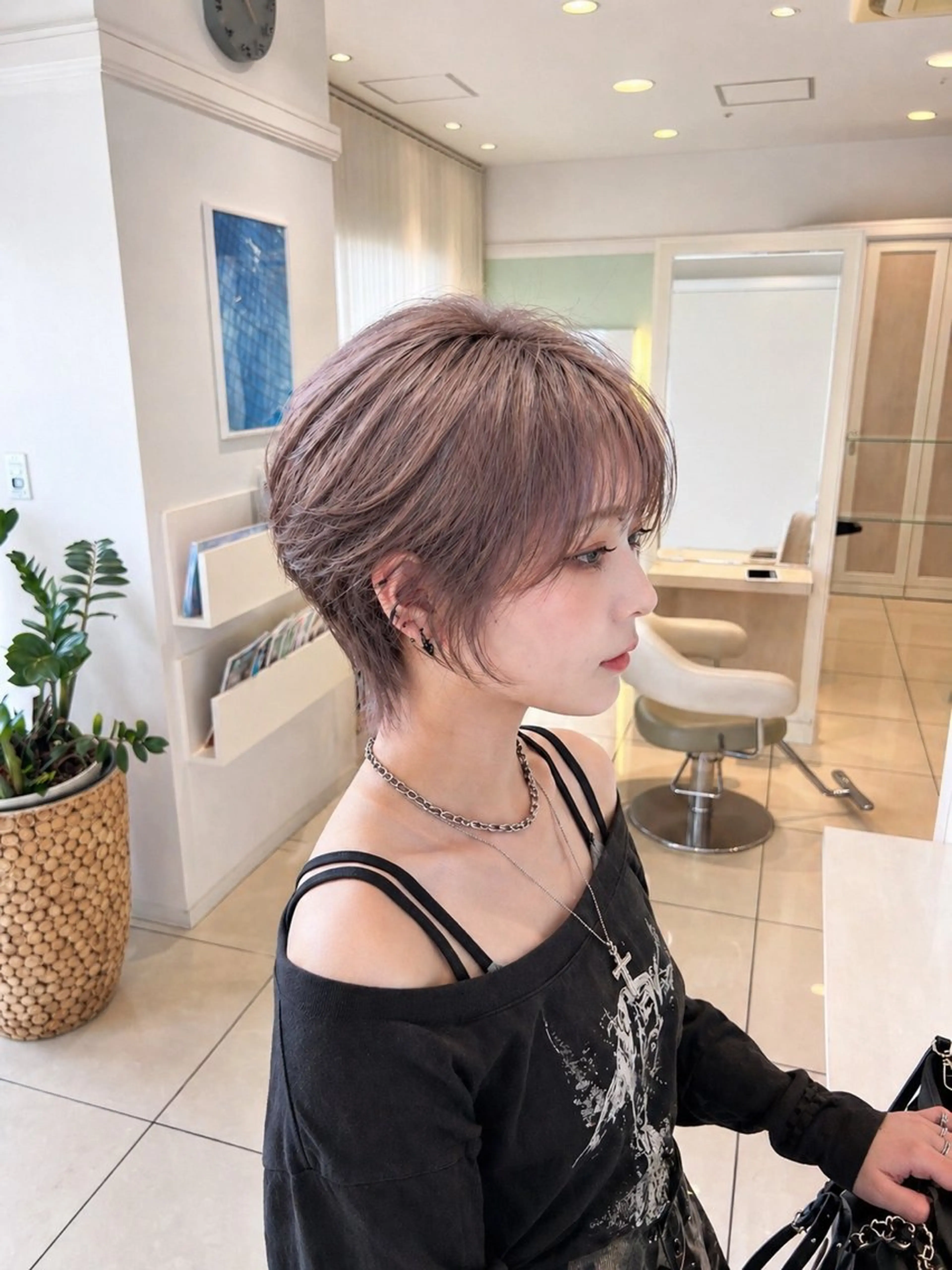 ショート カラー カット ヘアカラー トリートメント 金子 直樹のヘアスタイル