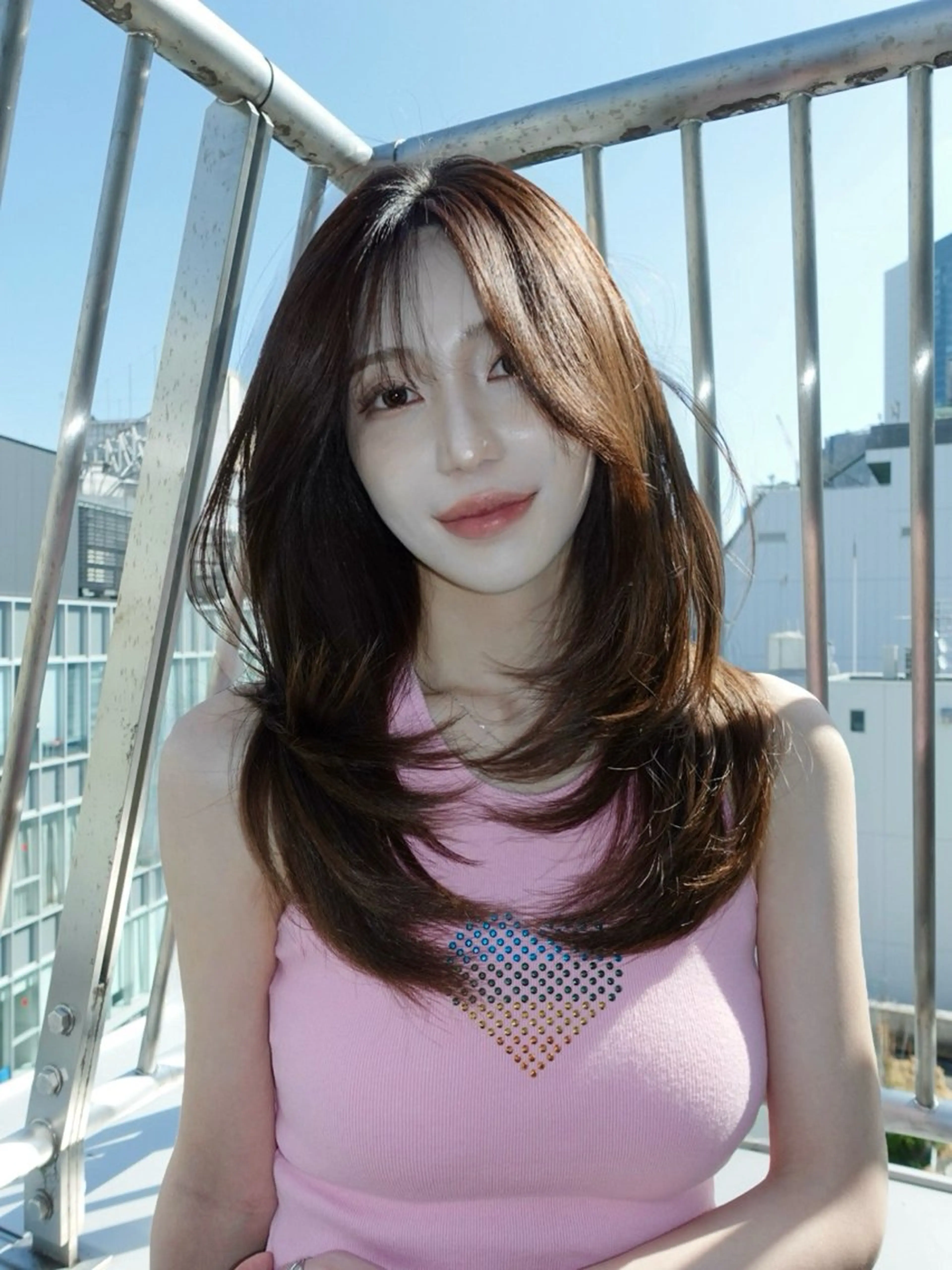 ミディアム カラー 透明感カラー ダブルカラー ハッシュカット レイヤーカット ウルフカット レイヤー専門家 ダブルカラー修のヘアスタイル