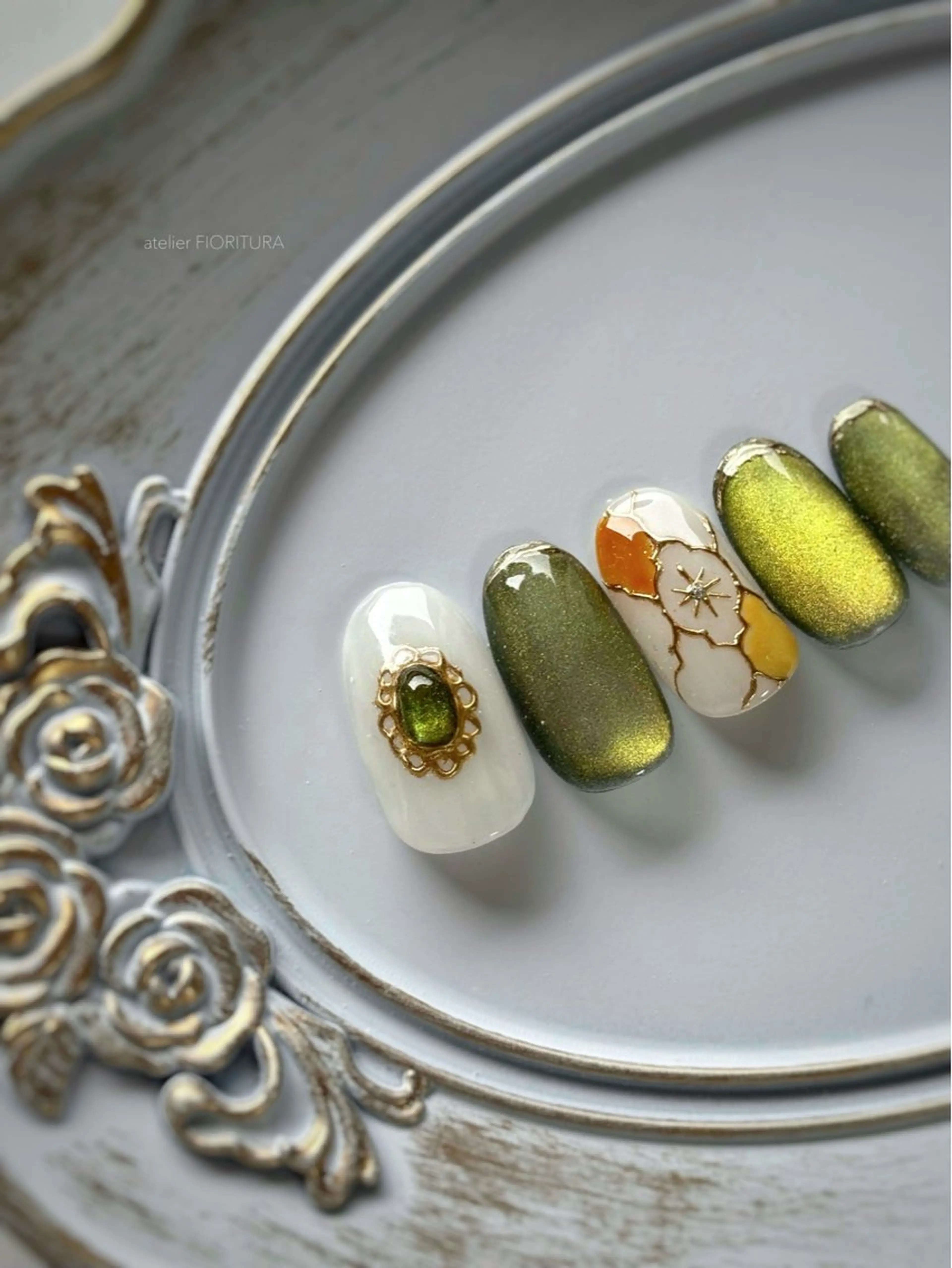 ネイル マグネットネイル ハンドネイル FIORITURA Maikoのネイルデザイン