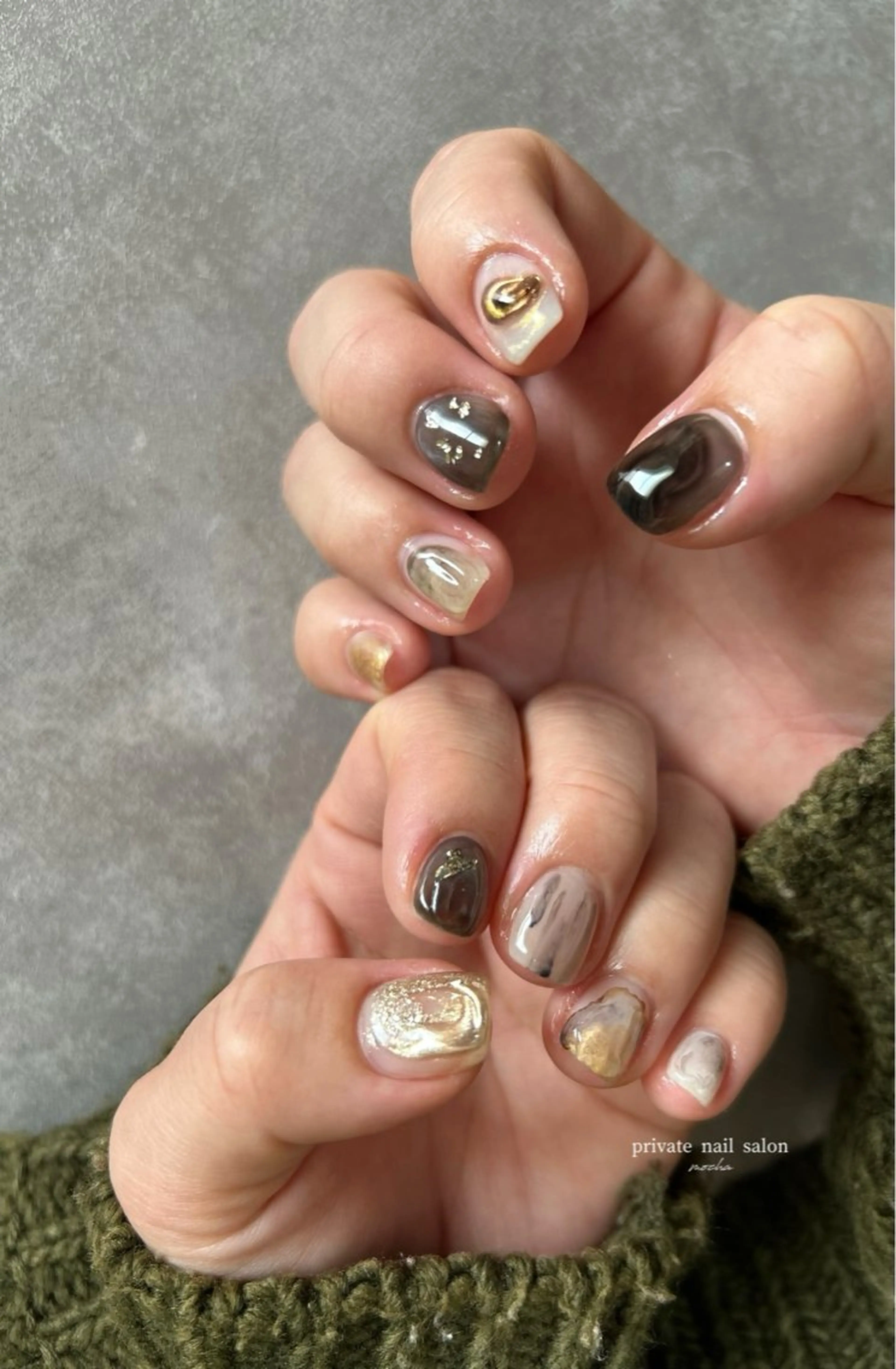 ネイル カジュアル フレンチネイル マグネットネイル ミラーネイル ニュアンスネイル ハンドネイル mocha nailのネイルデザイン