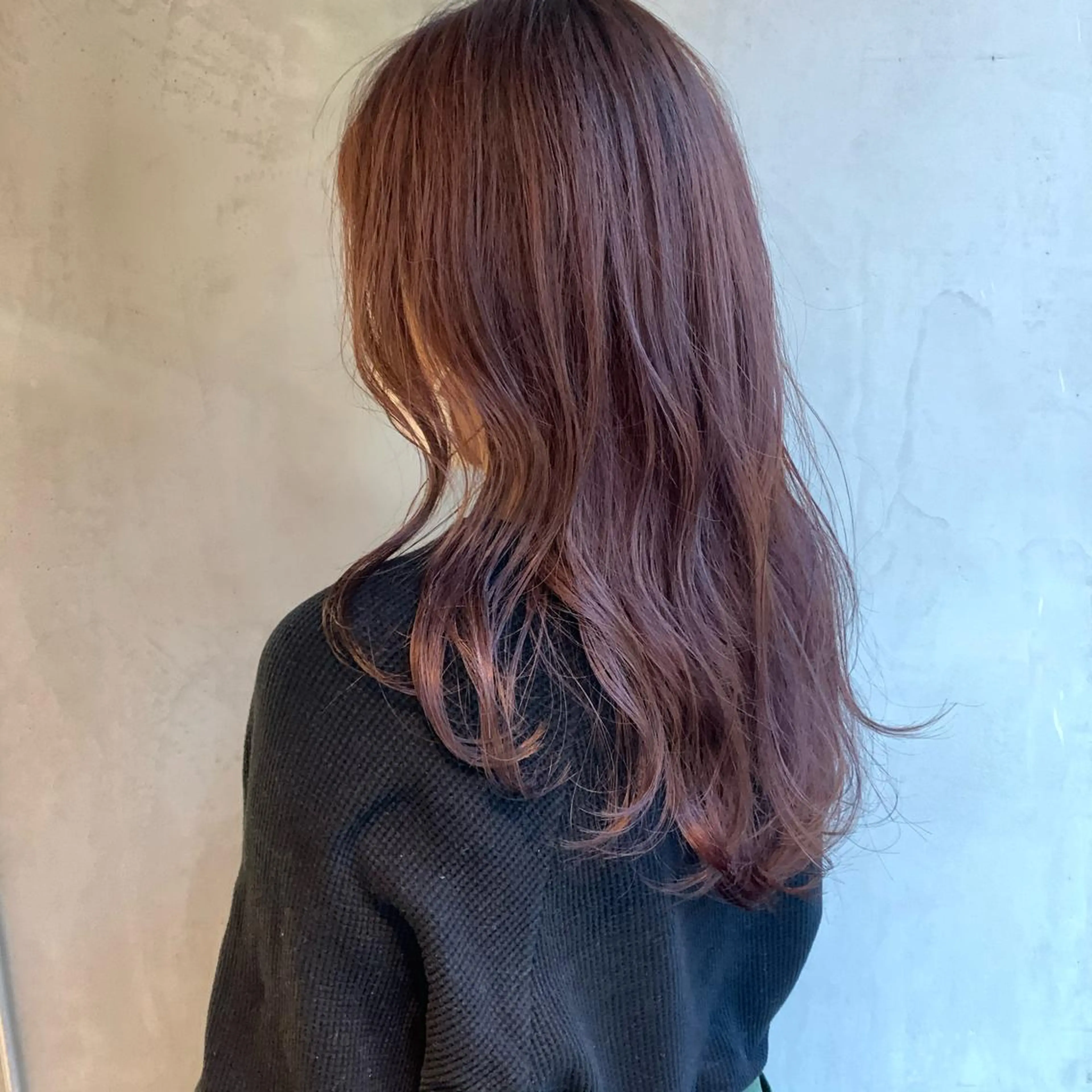 ロング カラー SAKINO. ベージュカラーのヘアスタイル