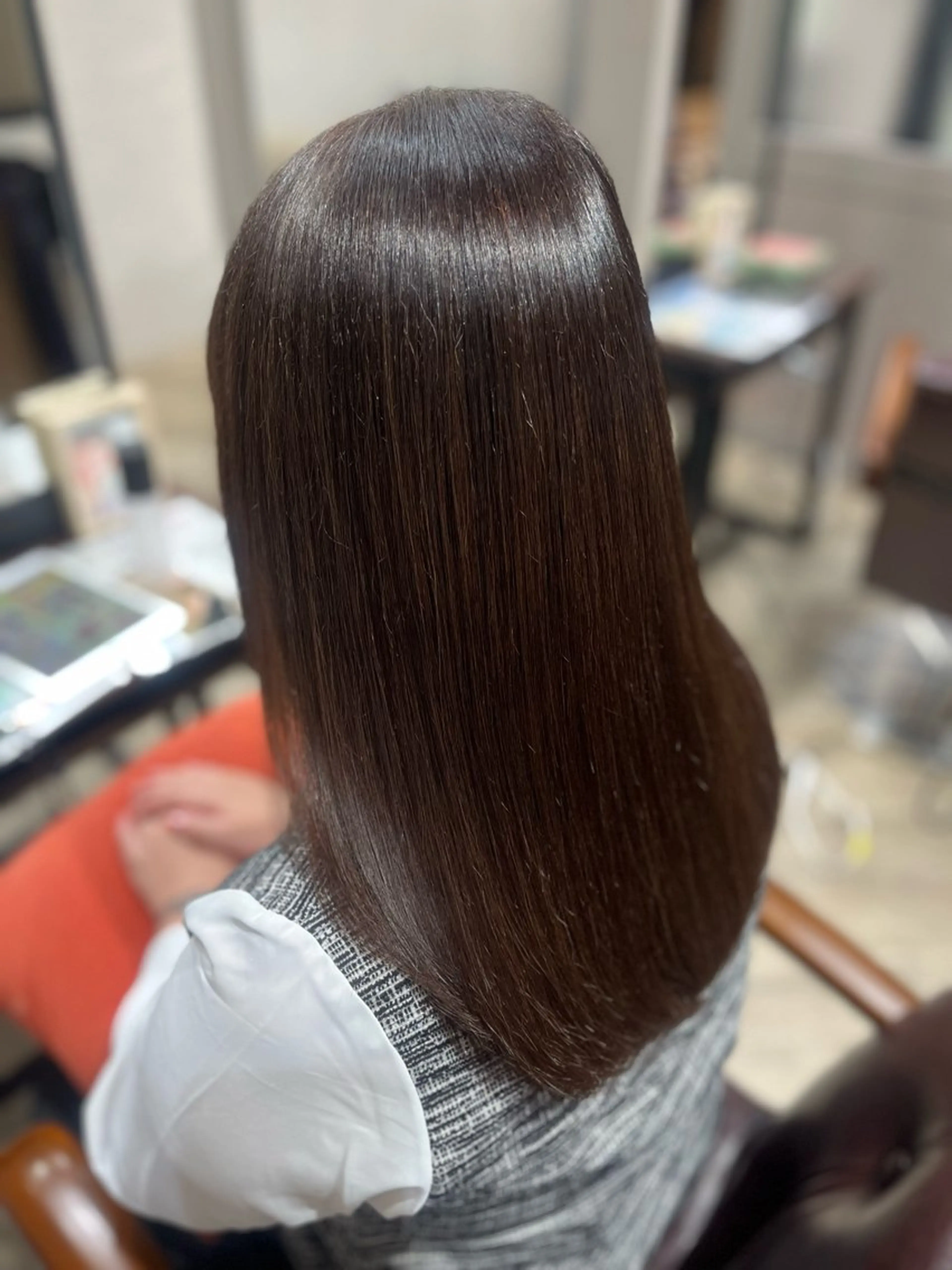 セミロング カラー ブラウンカラー ナチュラルブラウン ヘアカラー トリートメント 🫧ぷる艶カラー🫧 Yuubi🦩のヘアスタイル