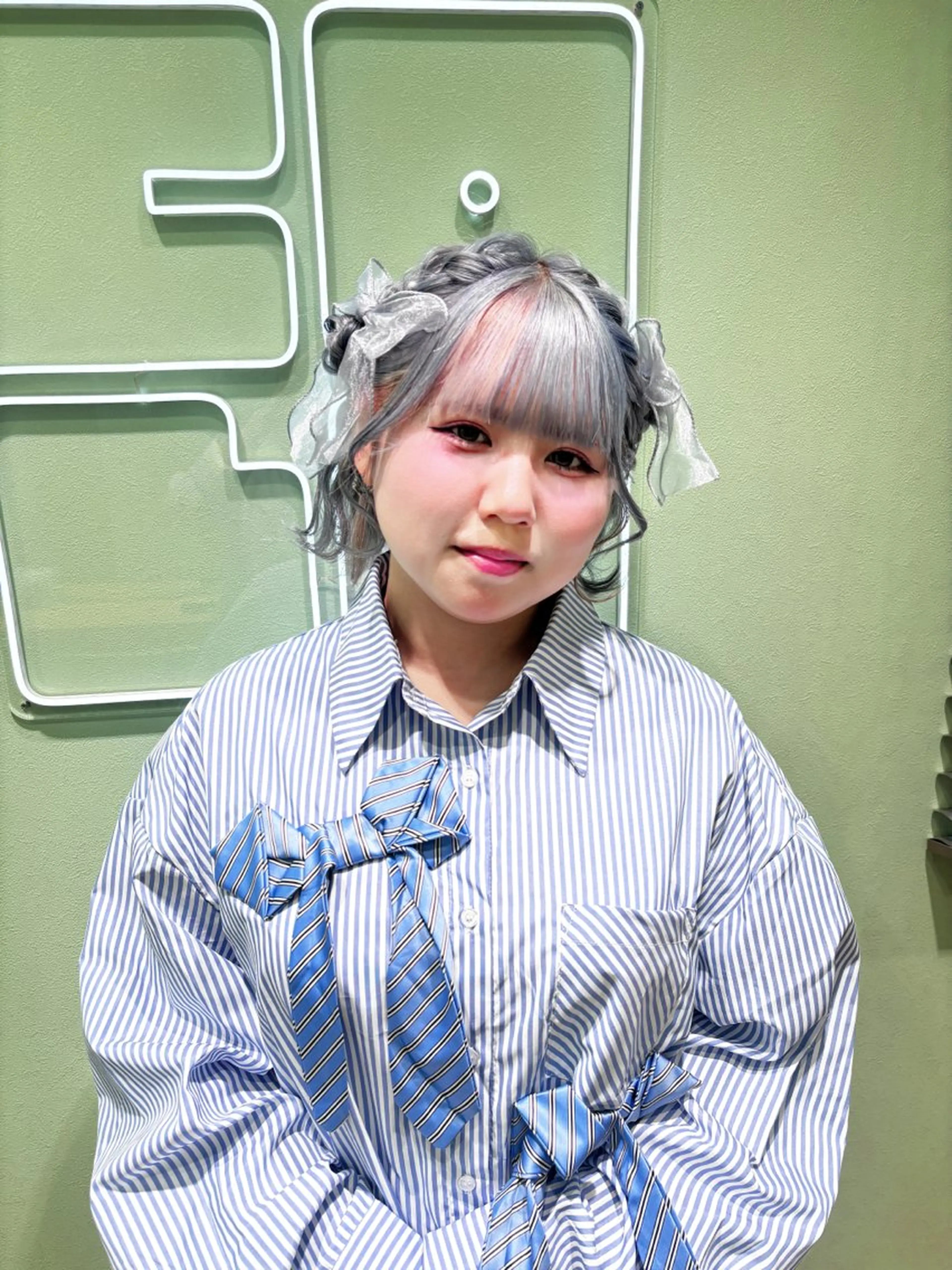 ヘアアレンジ ヘアセット 🇰🇷韓国レイヤー 多幸感メイク🤍のヘアスタイル