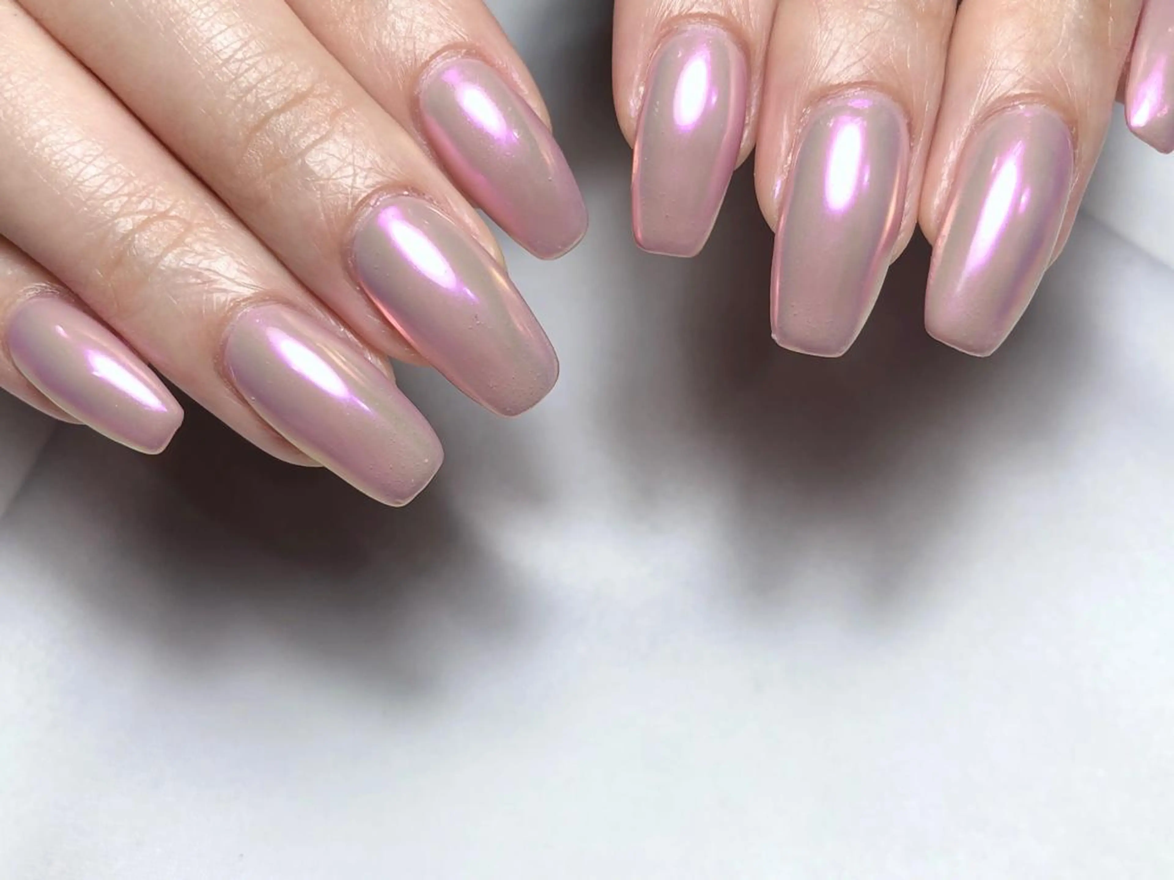 ネイル オーロラネイル ピンク ハンドネイル saki_ nail heronのネイルデザイン