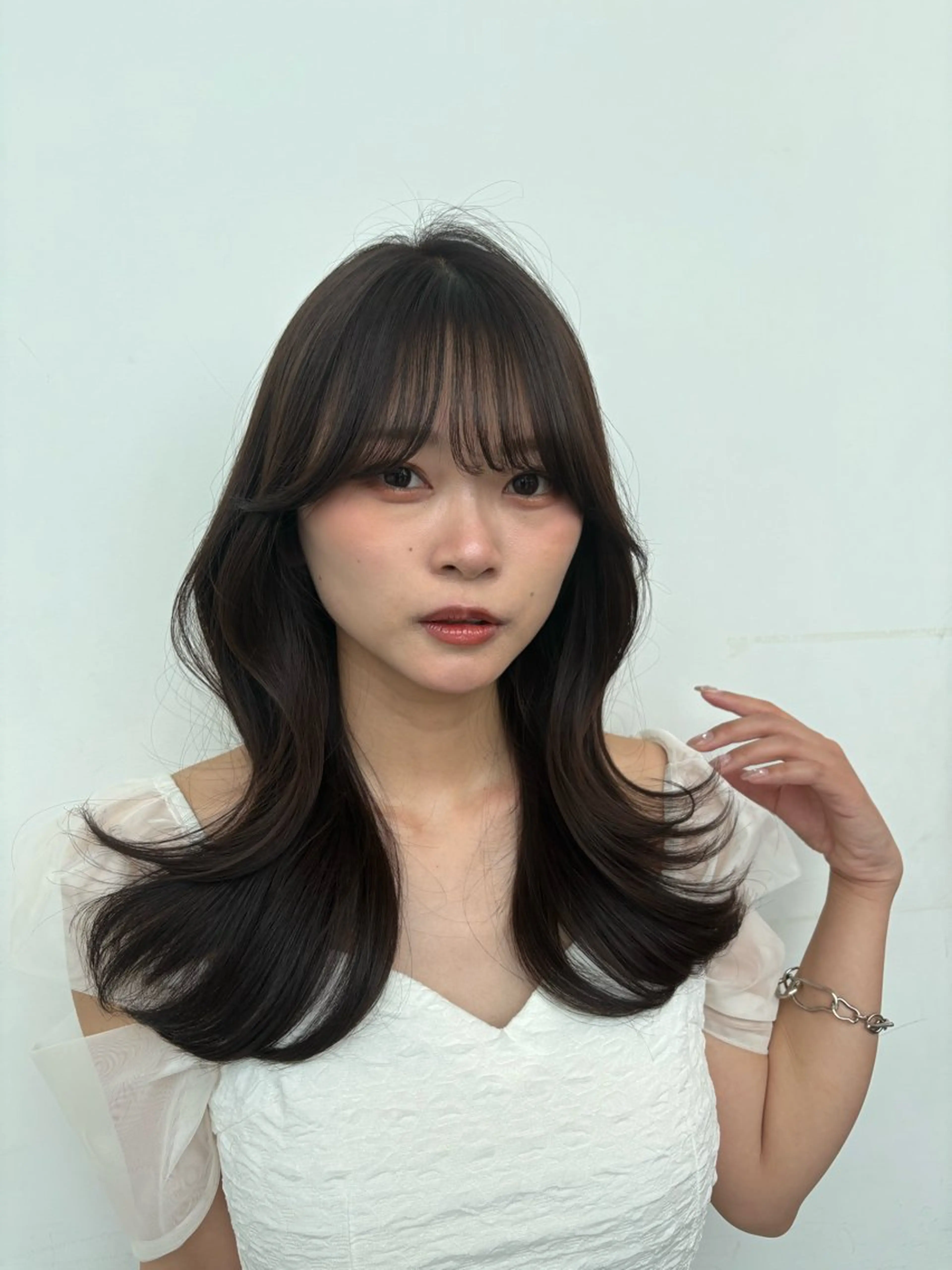 ロング カット ヘアカラー トリートメント 艶カラー美髪縮毛矯正 /髪質改善✨️ユウキのヘアスタイル