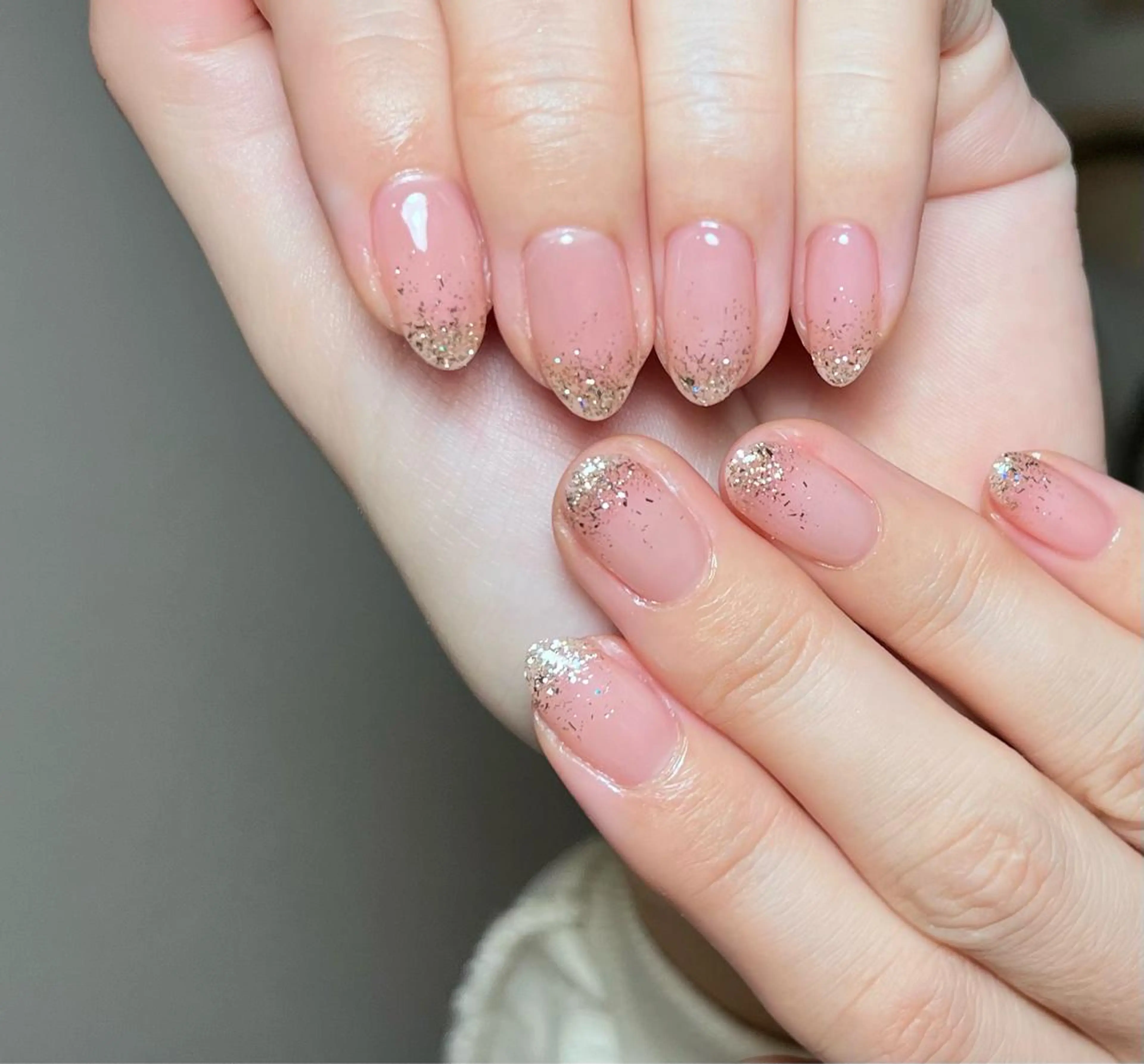 ネイル グラデーション ラメ(グリッター) ラメグラデーション ハンドネイル charmant nailのネイルデザイン