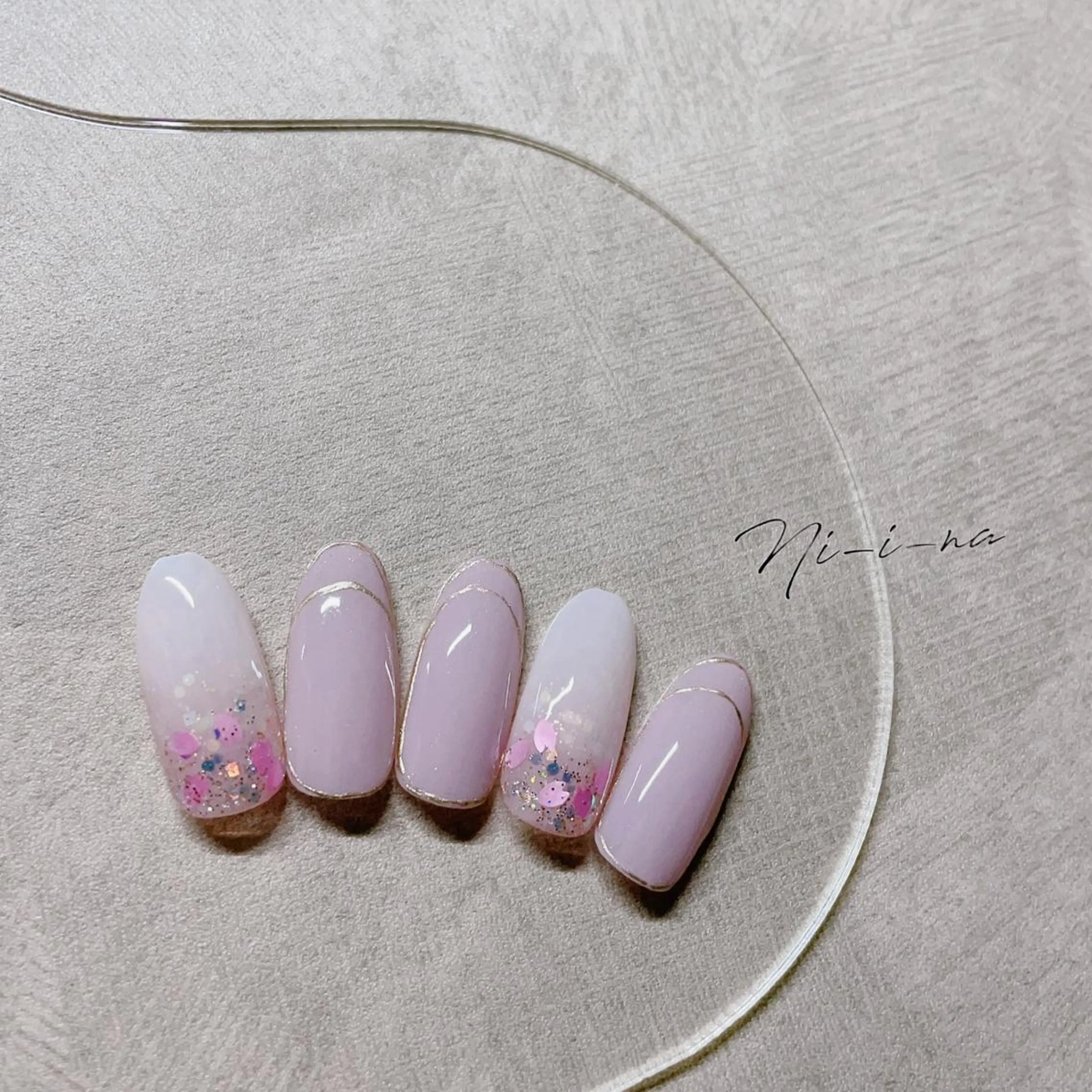 ネイル 桜ネイル フレンチネイル ラメ(グリッター) シンプルネイル nail salon Ni-i-naのネイルデザイン