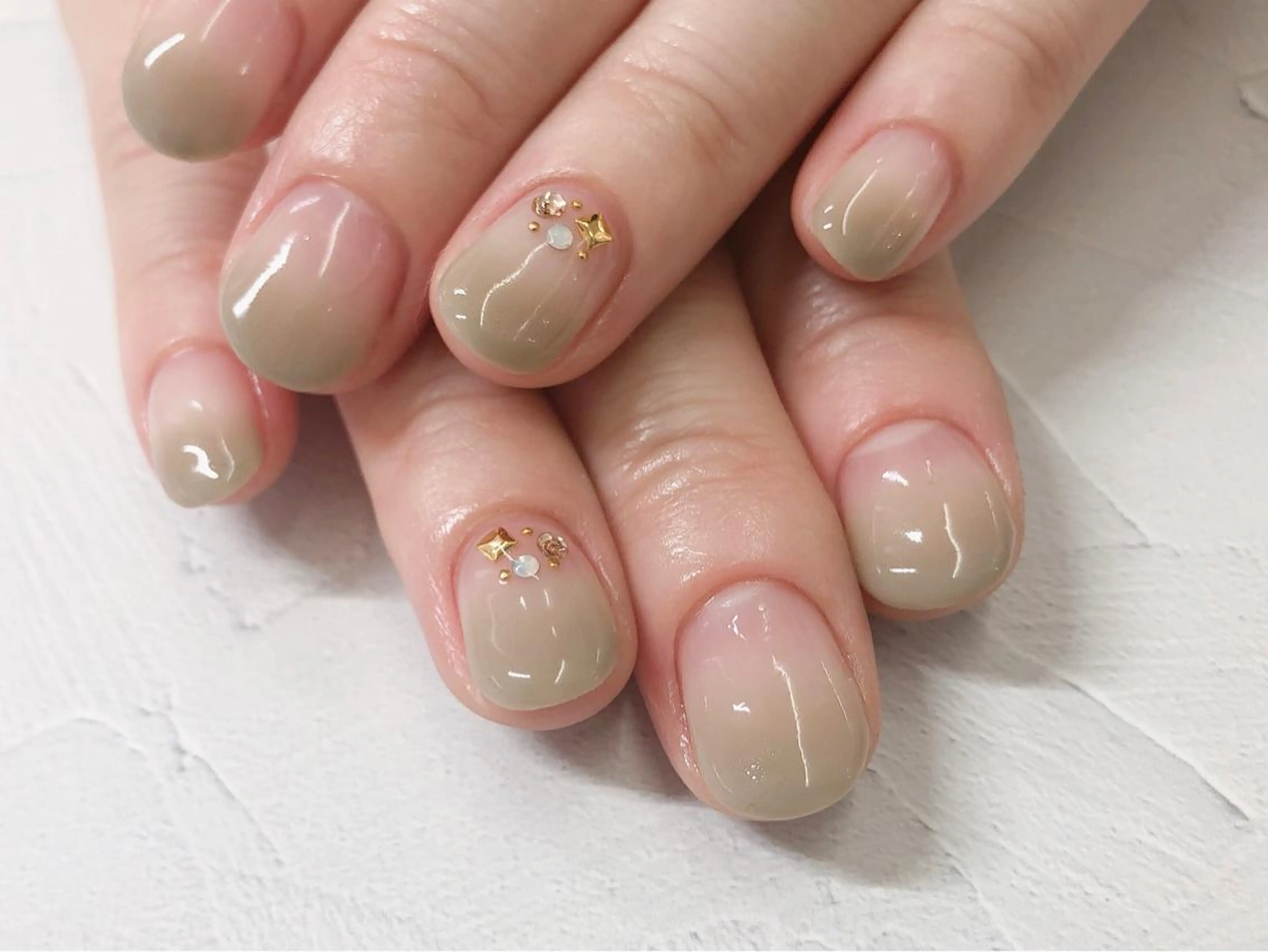 ネイル ストーンネイル ハンドネイル TiALASH ＊Kozue＊のネイルデザイン