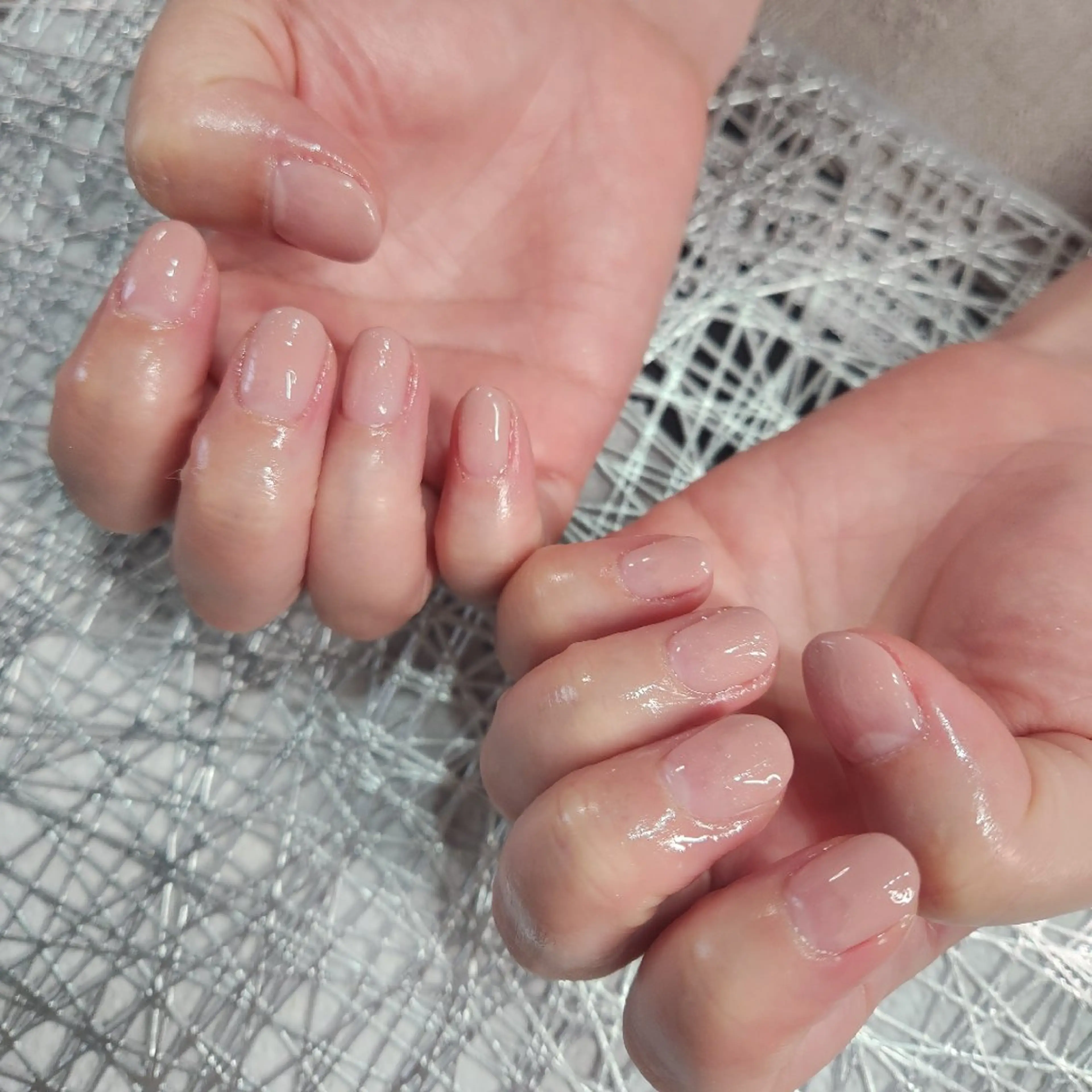 ネイルケア(トップコート仕上げ)の写真